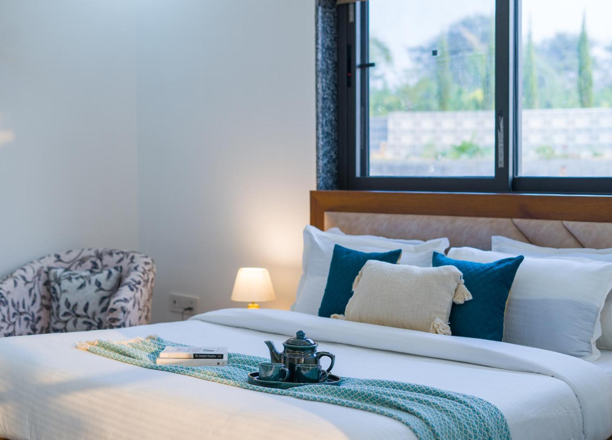 Elivaas 5 Bhk With Pvt Pool & Garden - Zenora * Gurgaon