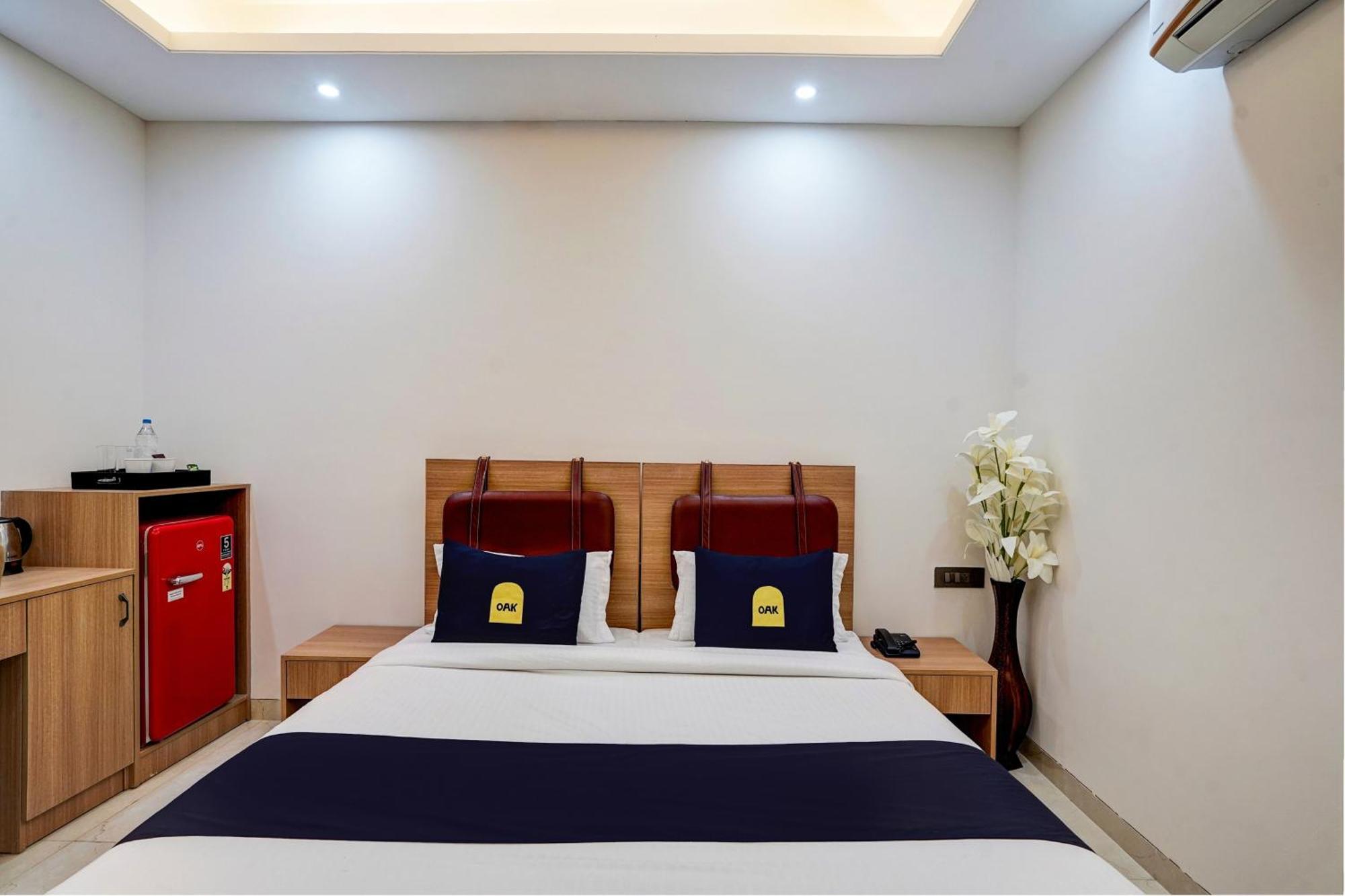 Hotel O Parkinn Gurgaon