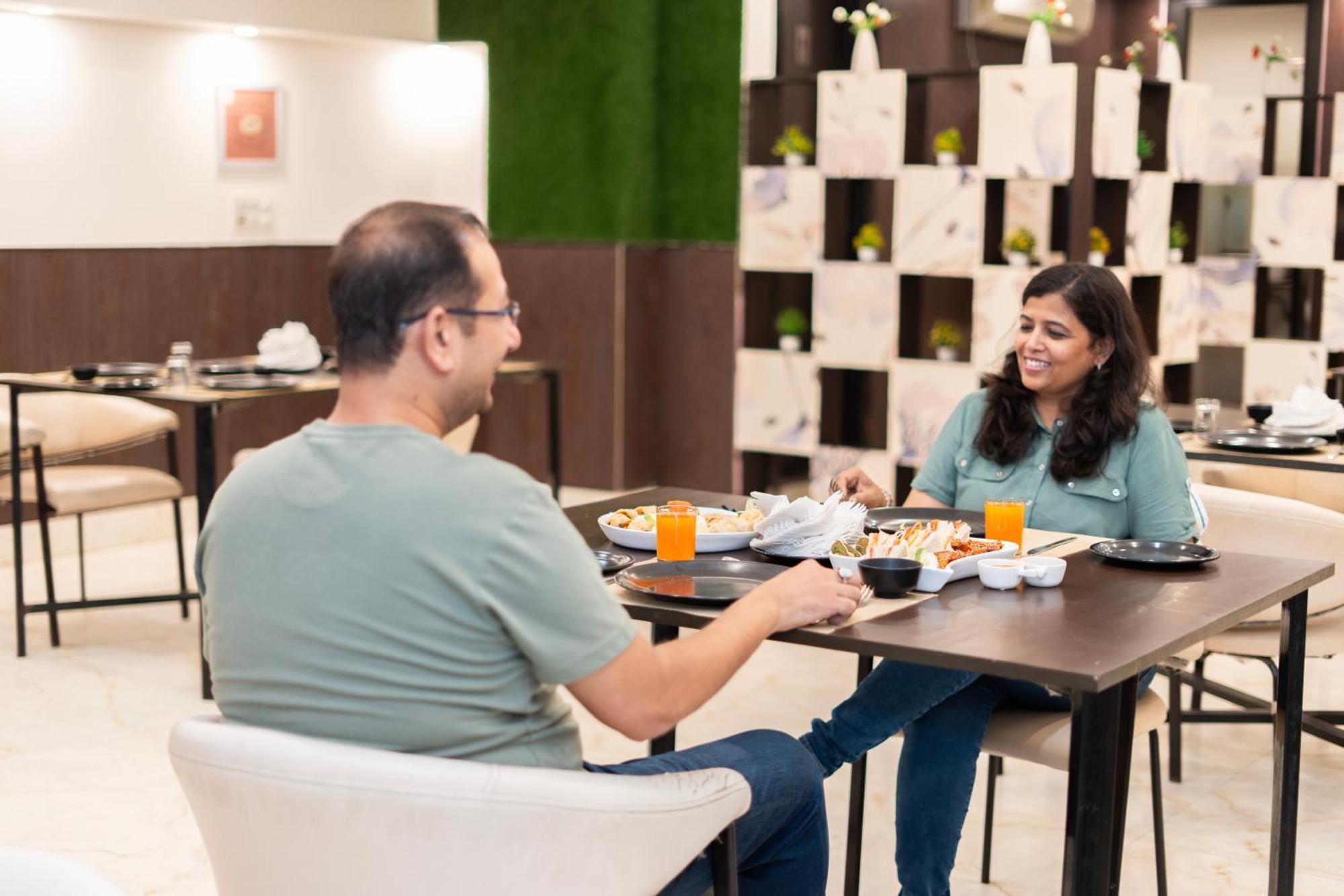 Blueneck Sec 40 Unitech Cyber Park Gurugram 3* Gurgaon