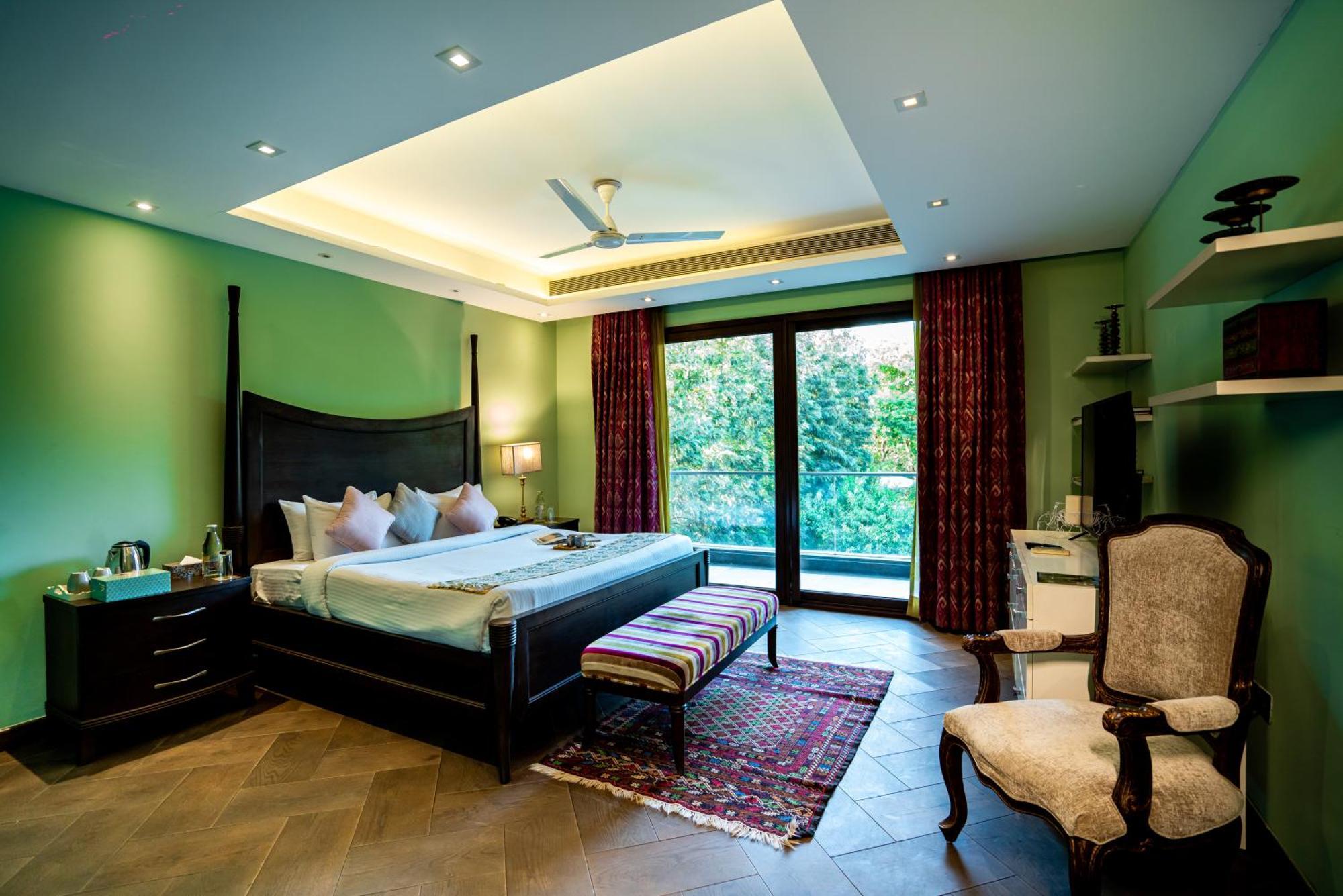 Karma Lakelands, Gurugram Resort
