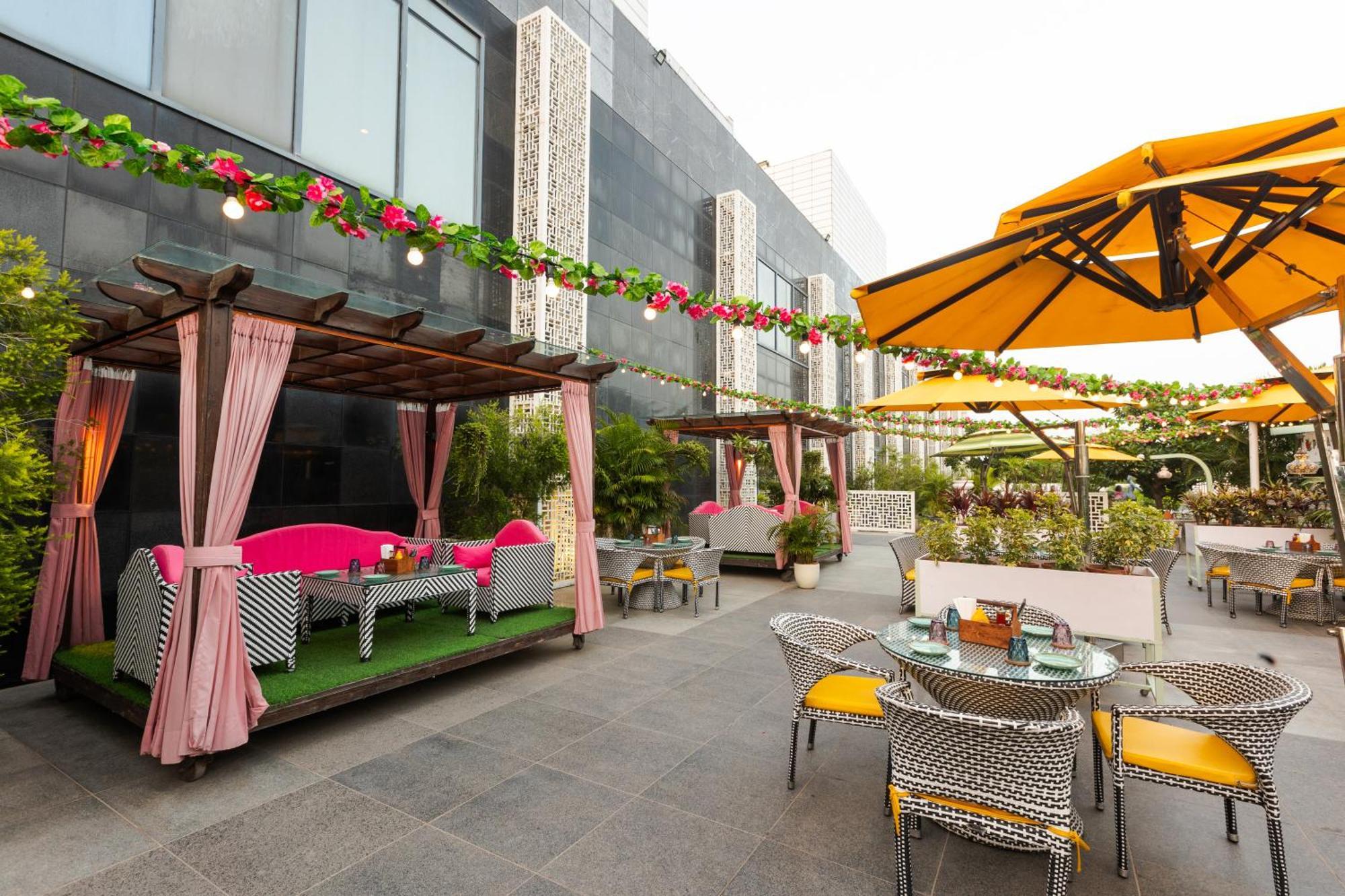 Karma Lakelands, Gurugram Resort 4*