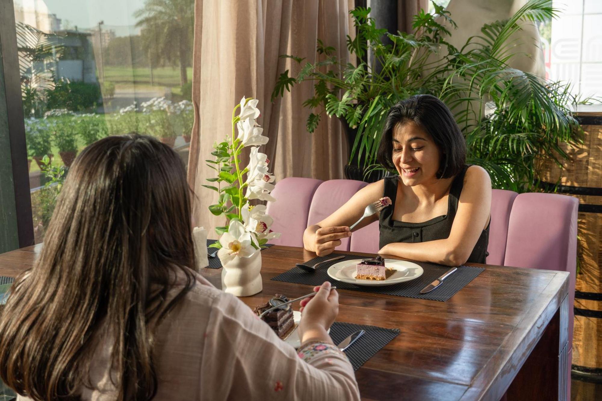 Karma Lakelands, Gurugram 4* Gurgaon