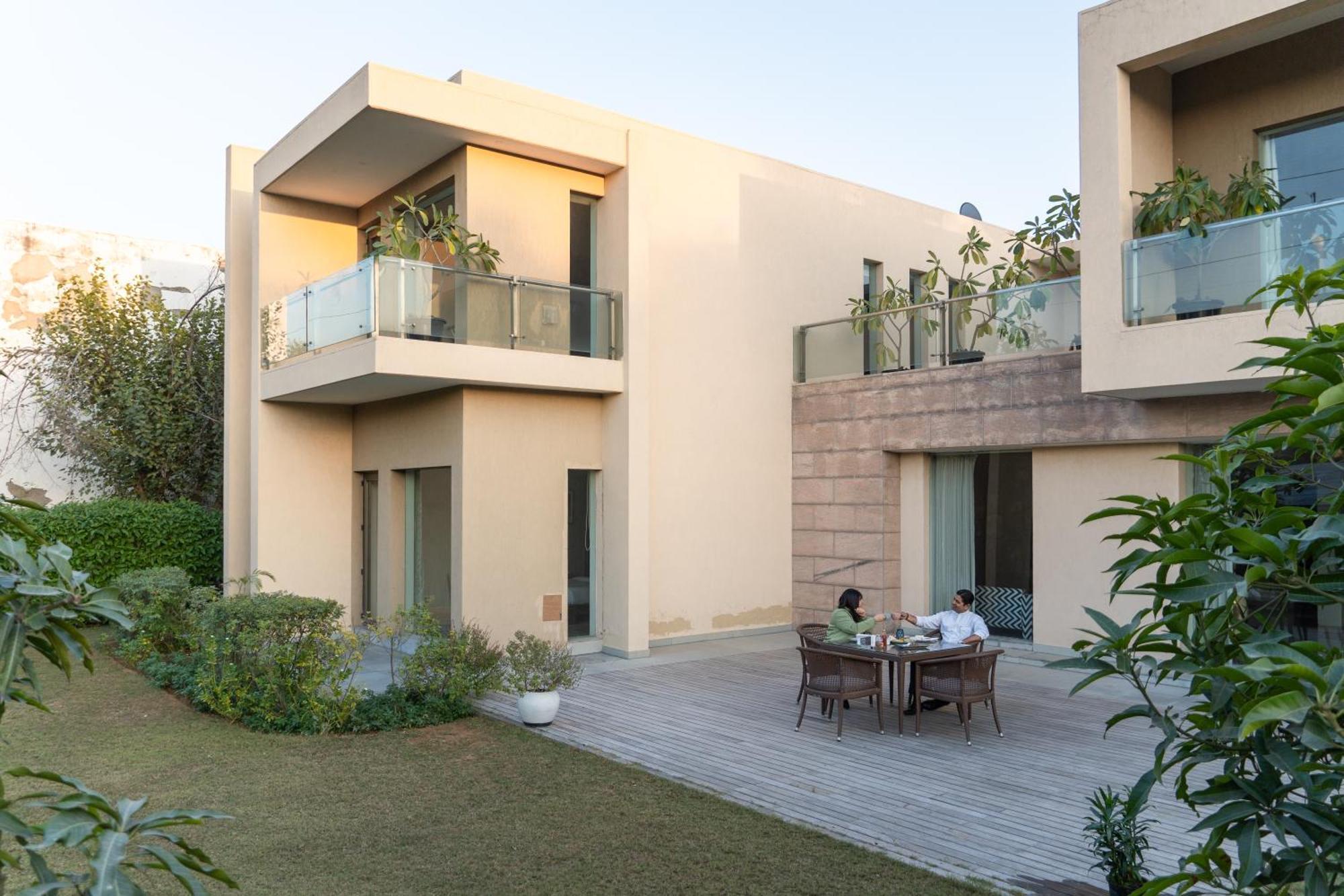Karma Lakelands, Gurugram Resort