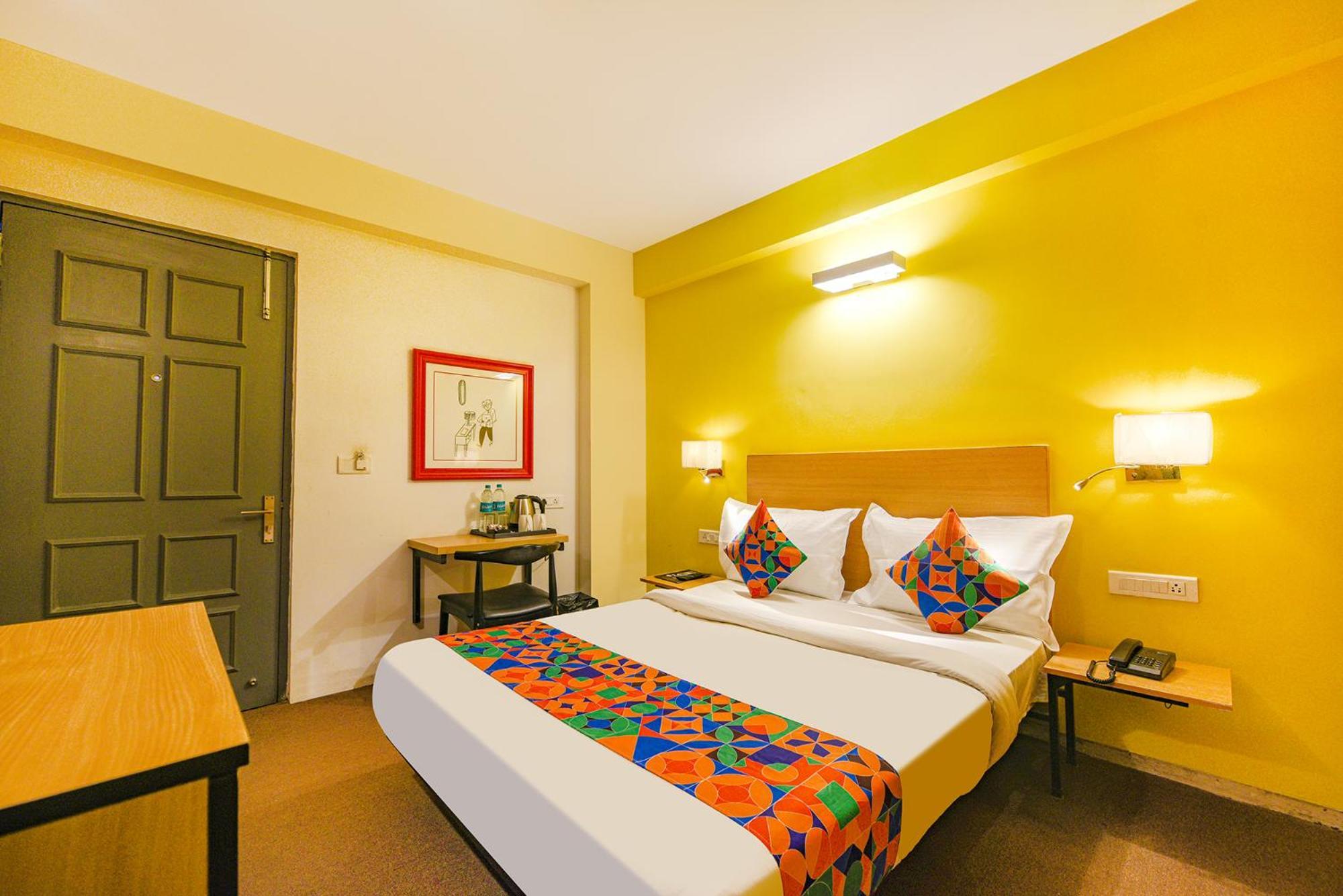 Fabhotel Old Meple Leaf Hotel 4*