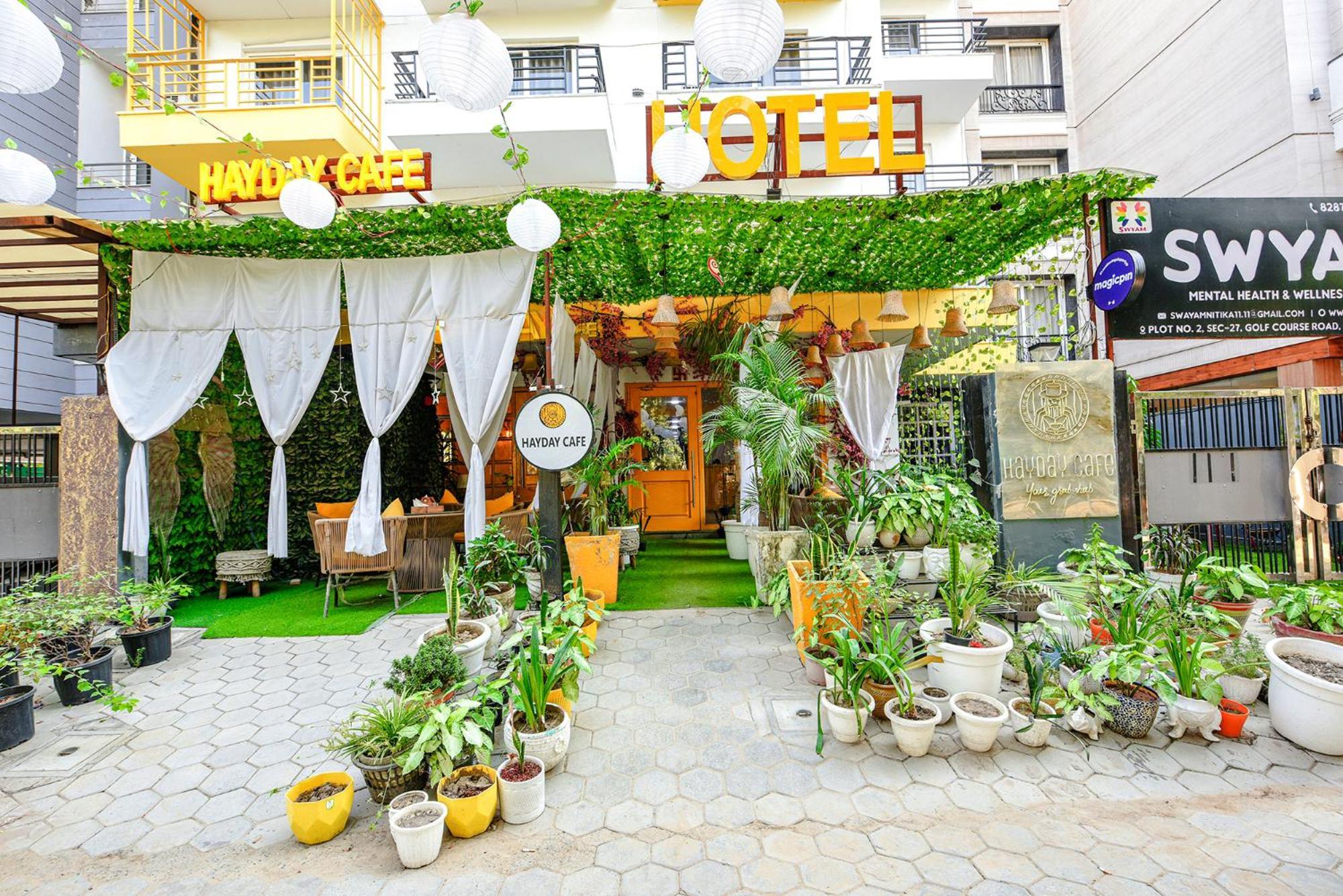 Fabhotel Old Meple Leaf 4*