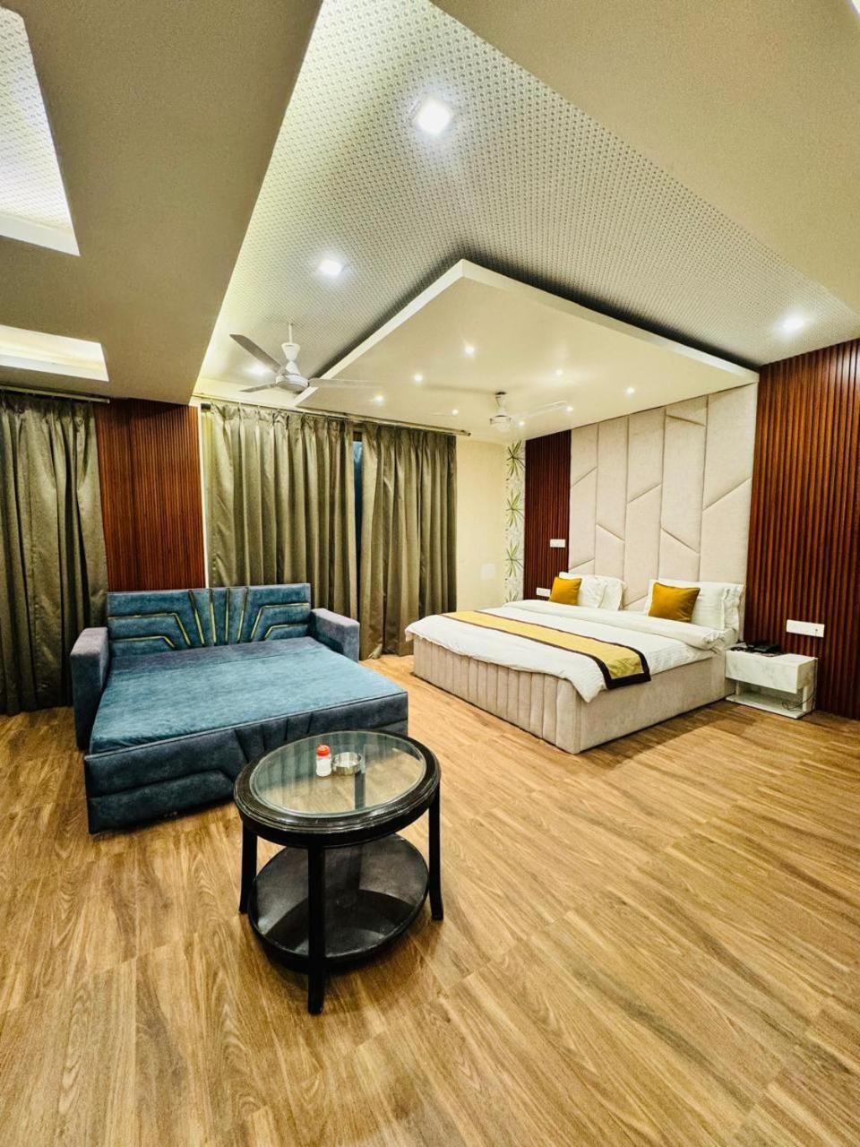 Hotel Dayal Regency, Shushant Lok Sector 29, Near Fortis Hospital Gurgaon