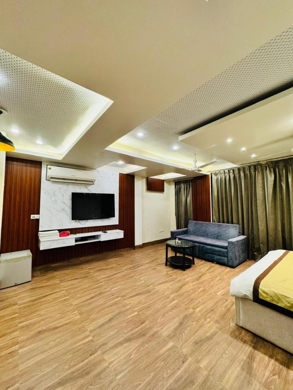Hotel Dayal Regency, Shushant Lok Sector 29, Near Fortis Hospital Gurgaon