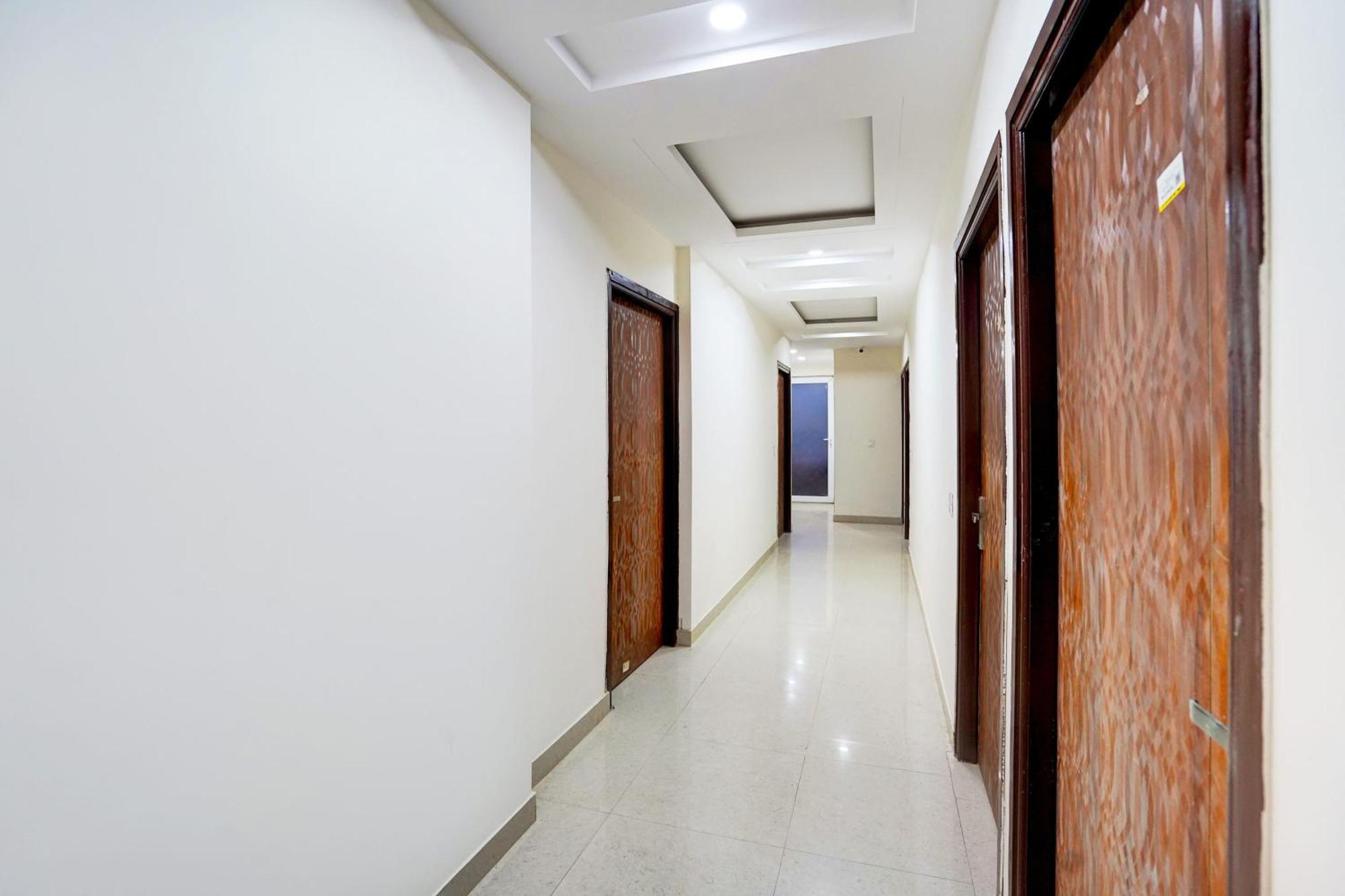 Hotel O Vr Residency Gurgaon