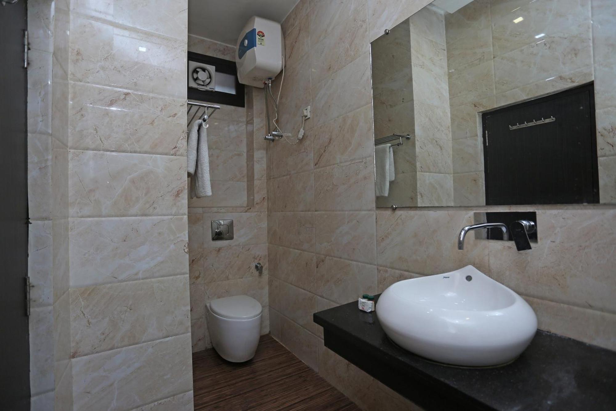 O Samrat Hotel