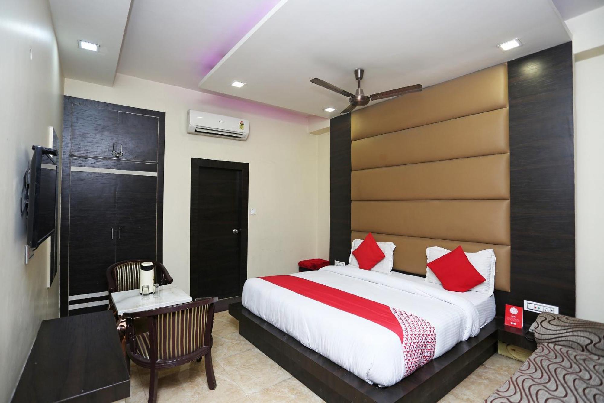 O Samrat Hotel 3*