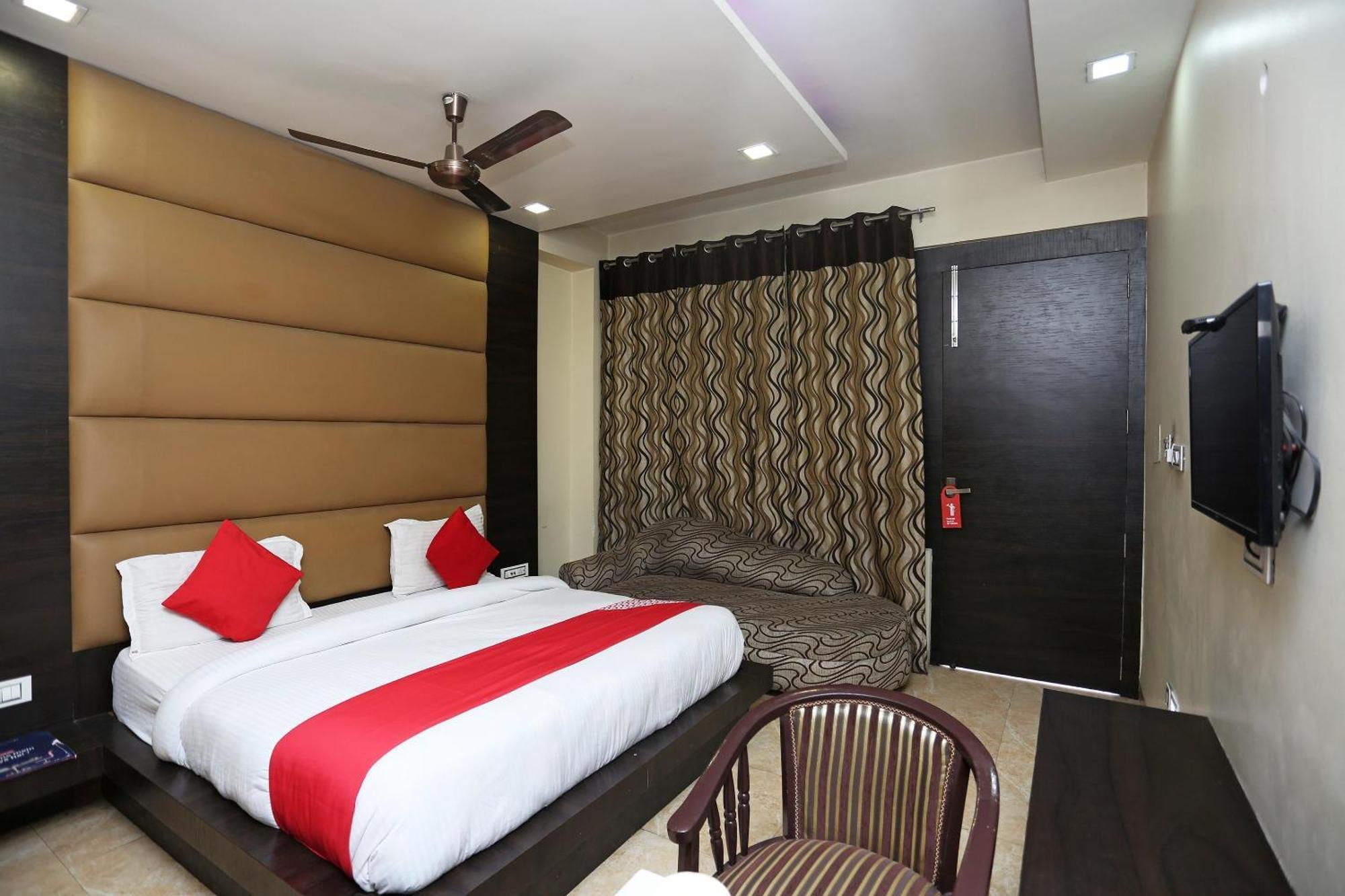 O Samrat Hotel Gurgaon