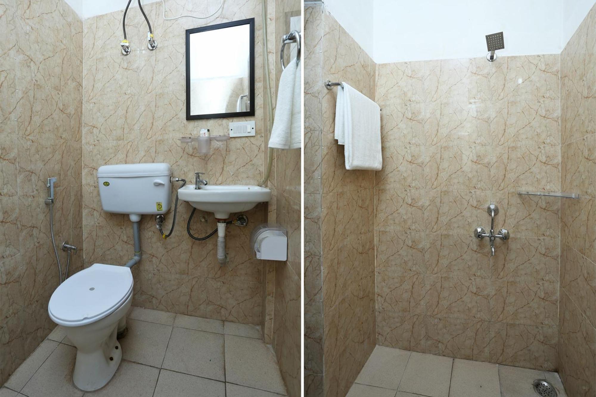 Hotel O Awesome Near Appu Ghar 3*