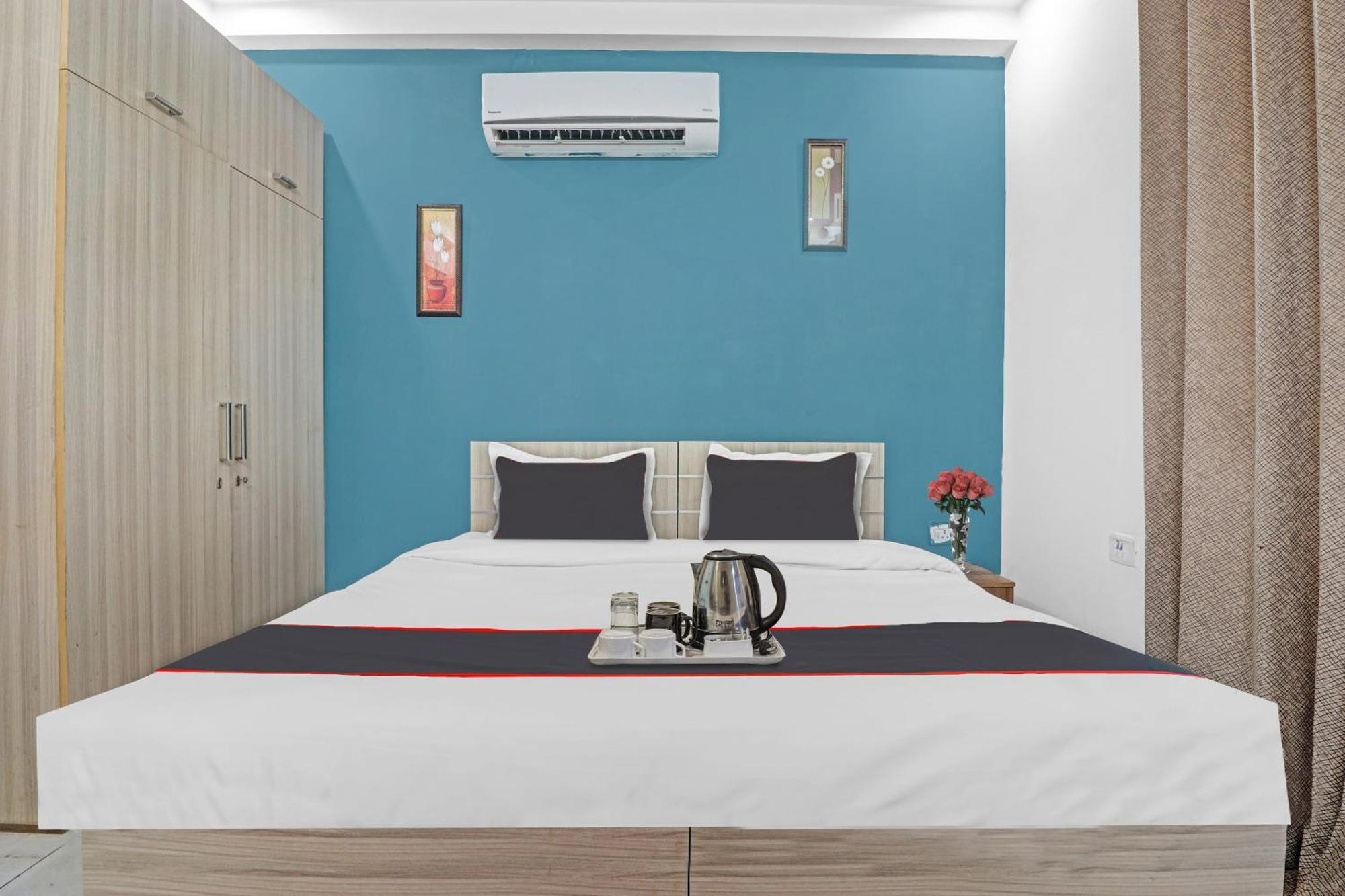 Hotel Capital O Maharaja Gurgaon