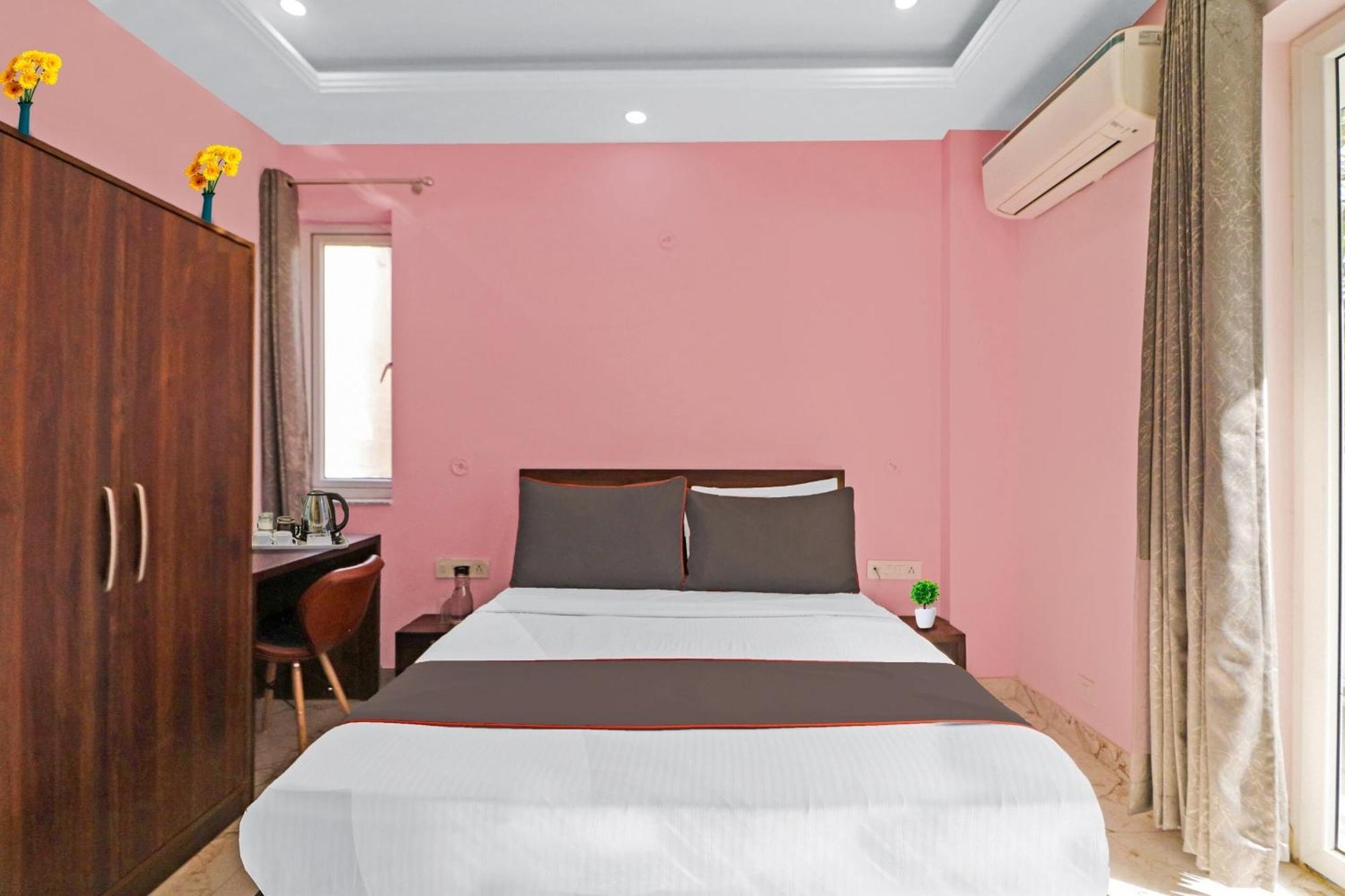 Collection O Parth & Sargam Residency