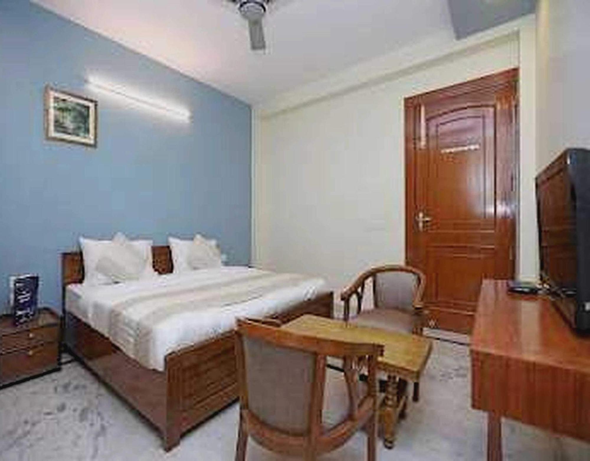 Hotel O Residency Gurgaon