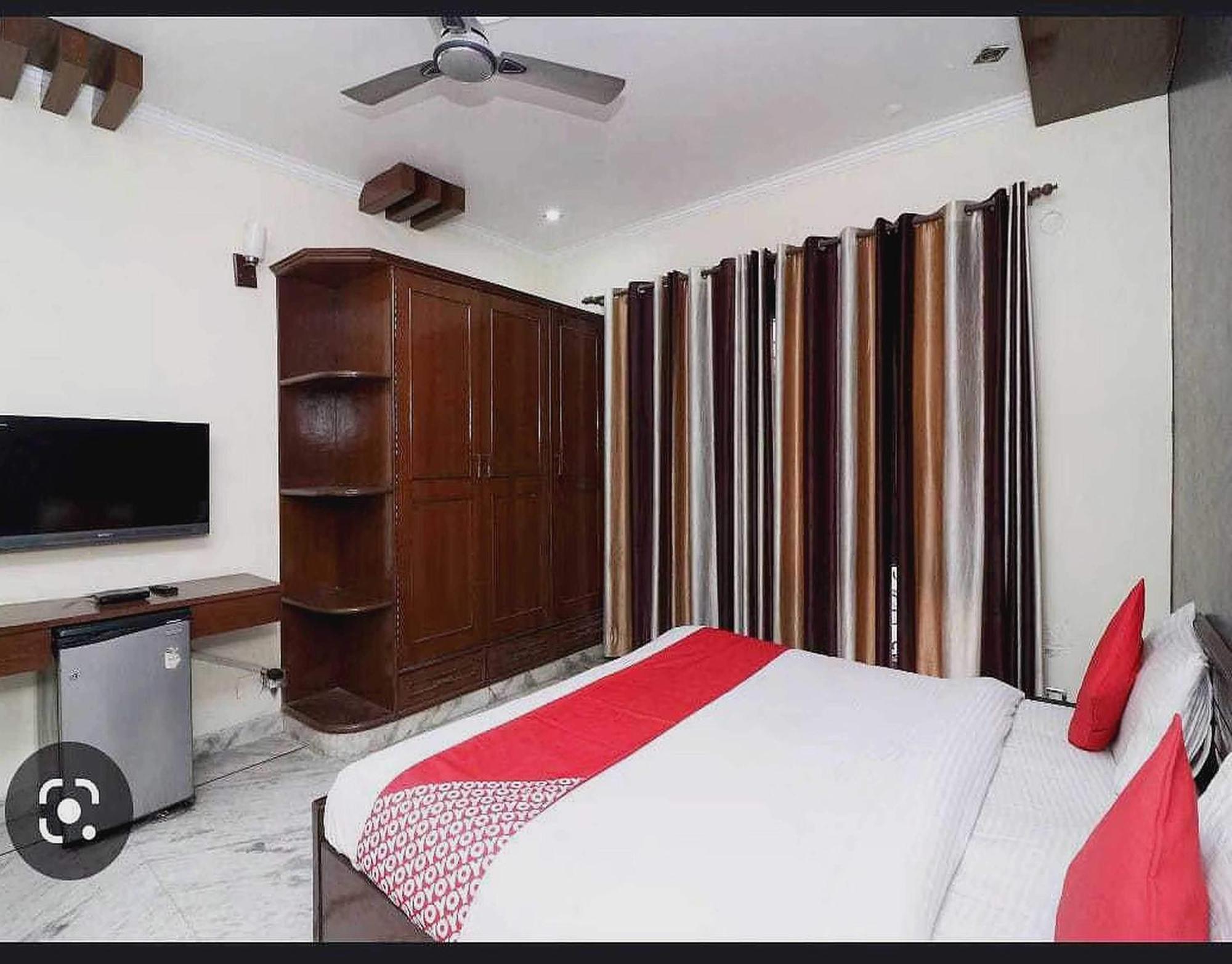 Hotel O Residency 3*