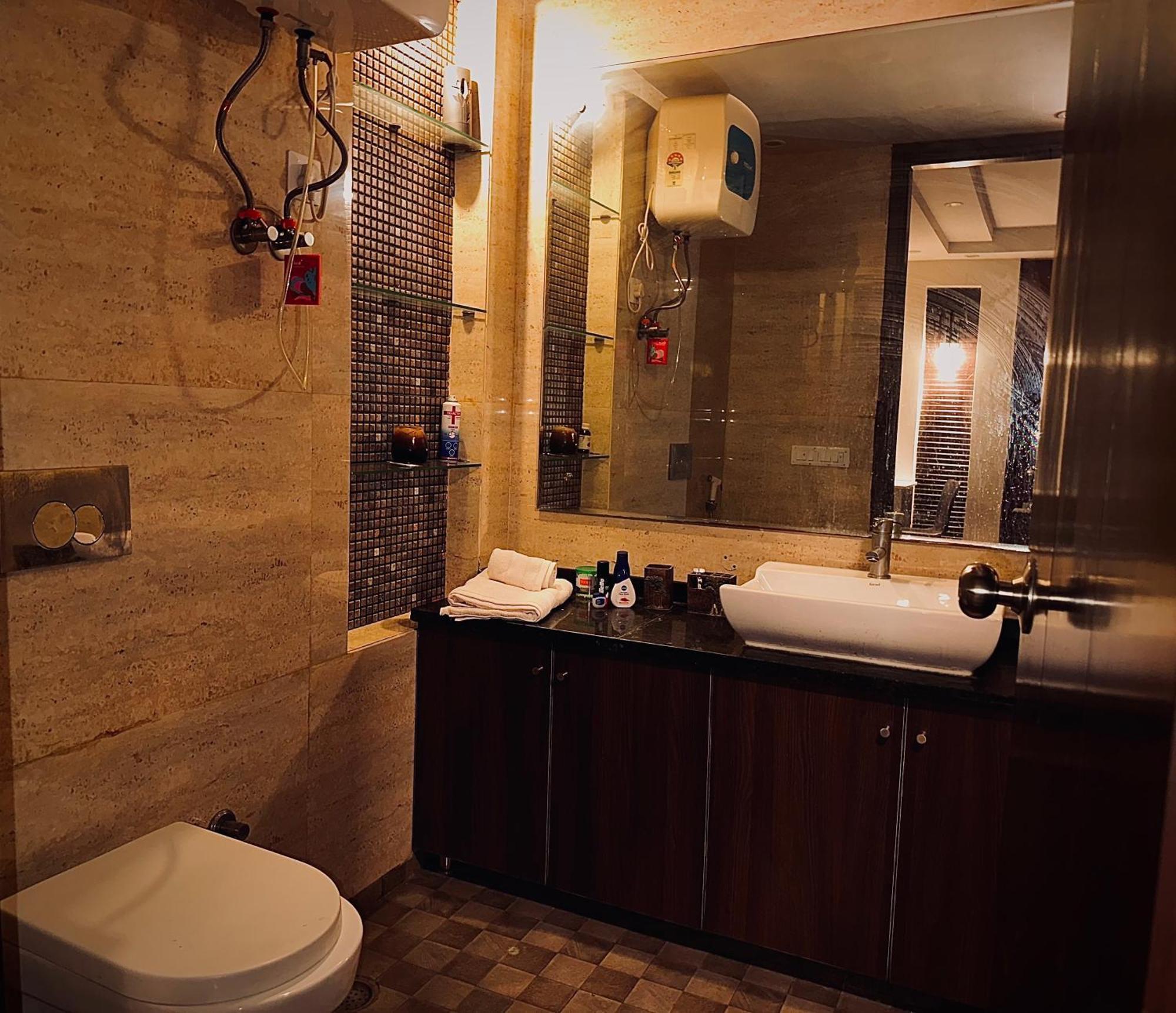 Homestay Animal Lovers Cozy Paradise In Sector 49 Gurgaon