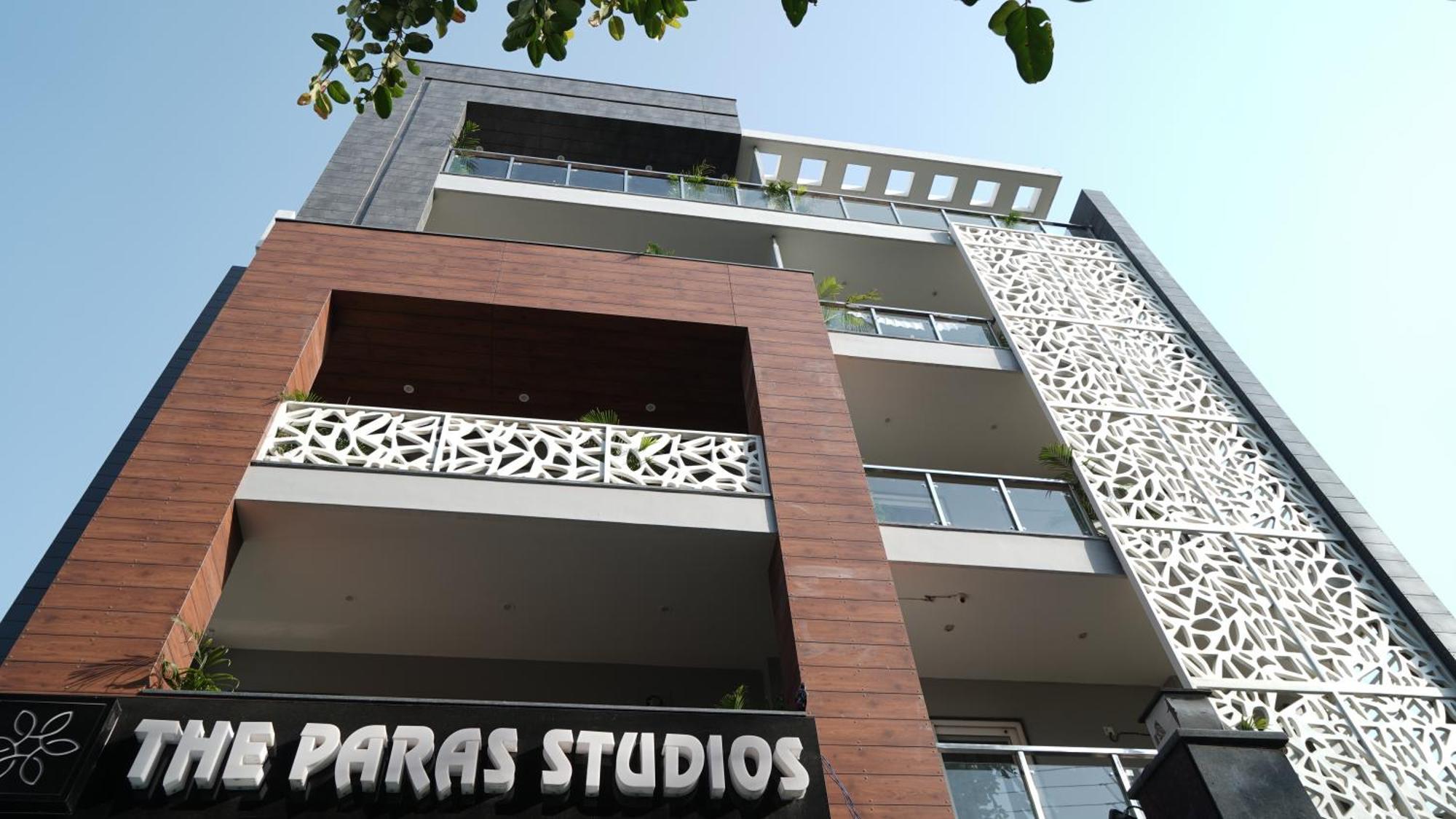The Paras Serviced * Gurgaon