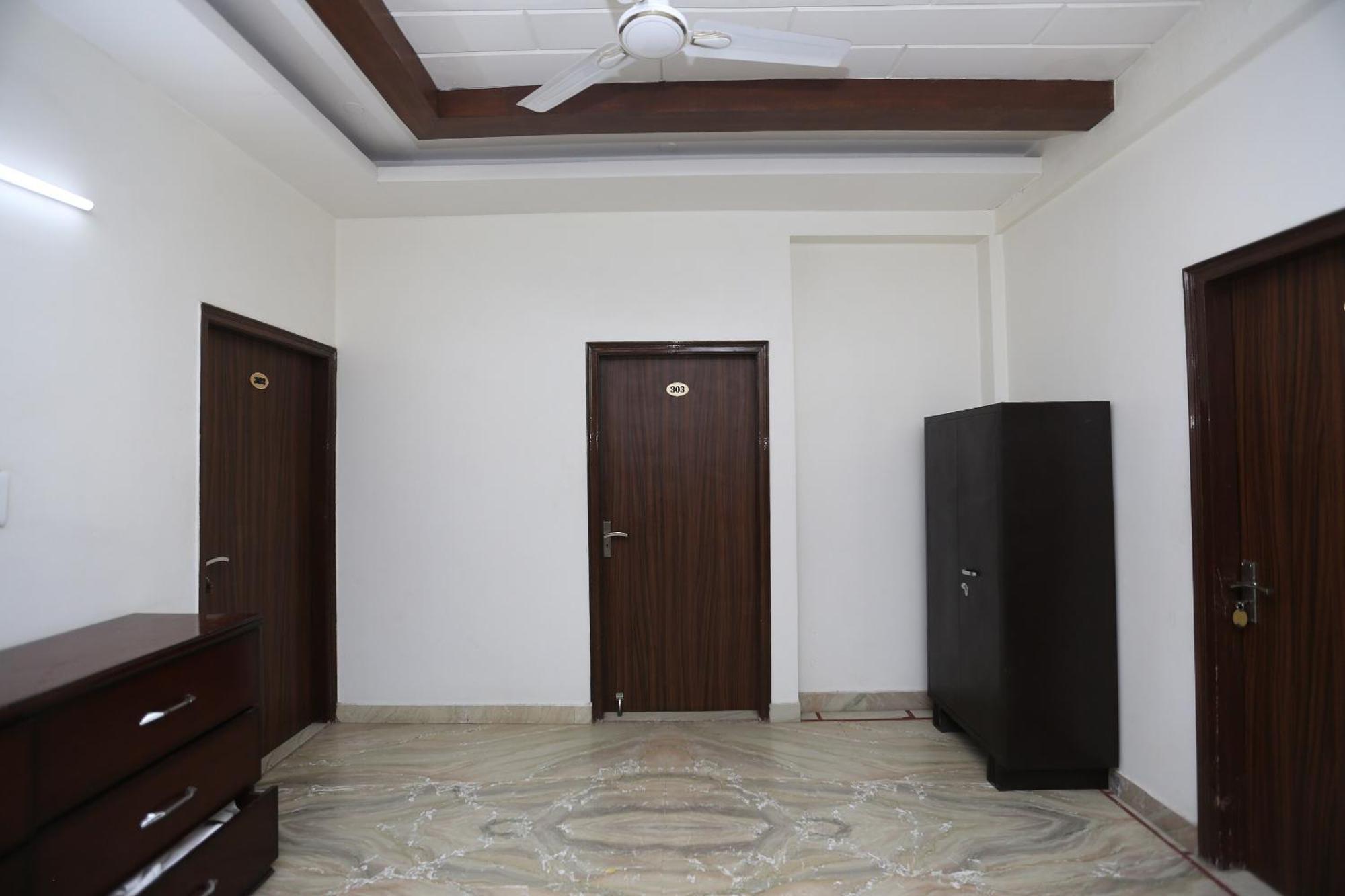 Hotel O Krishna 3*
