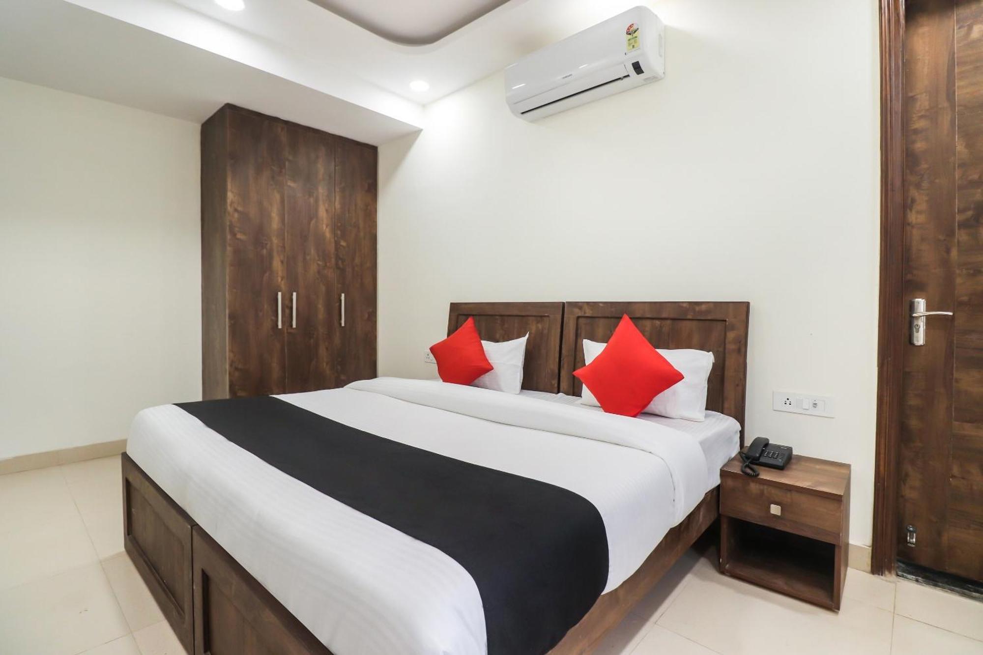 Hotel Collection O Leaf Residency