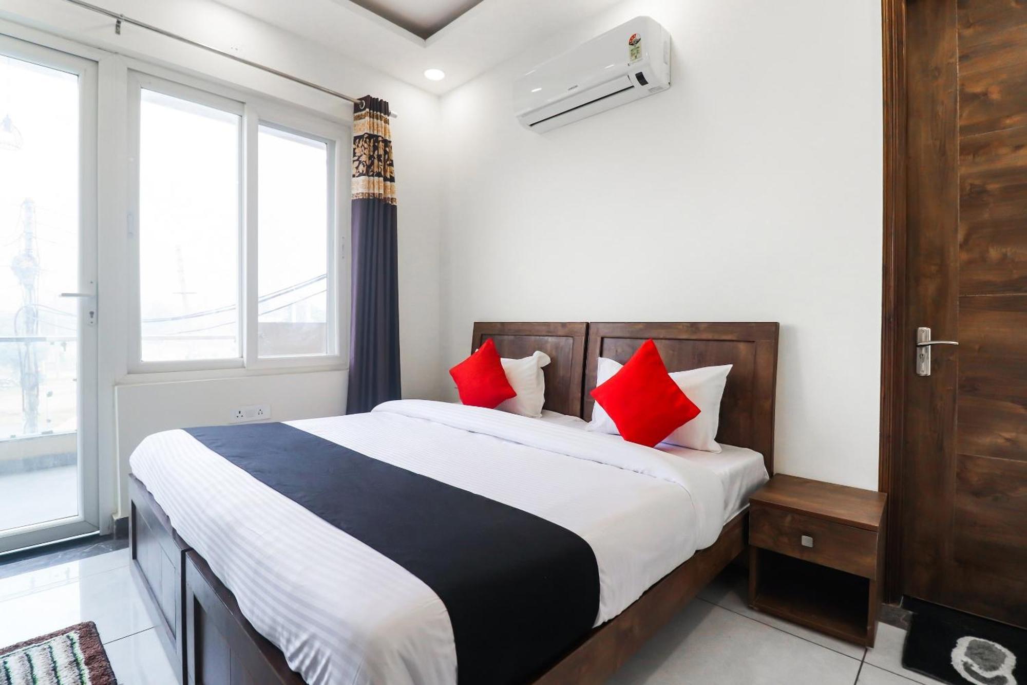Collection O Leaf Residency Hotel 3*