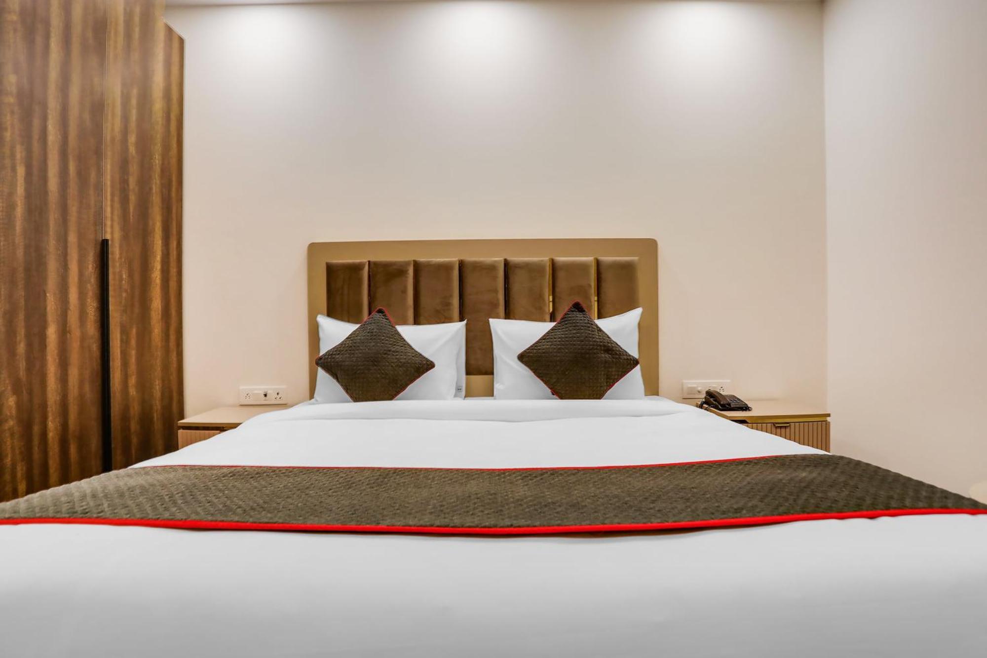 Super Townhouse Ma-32 Hotel 4*
