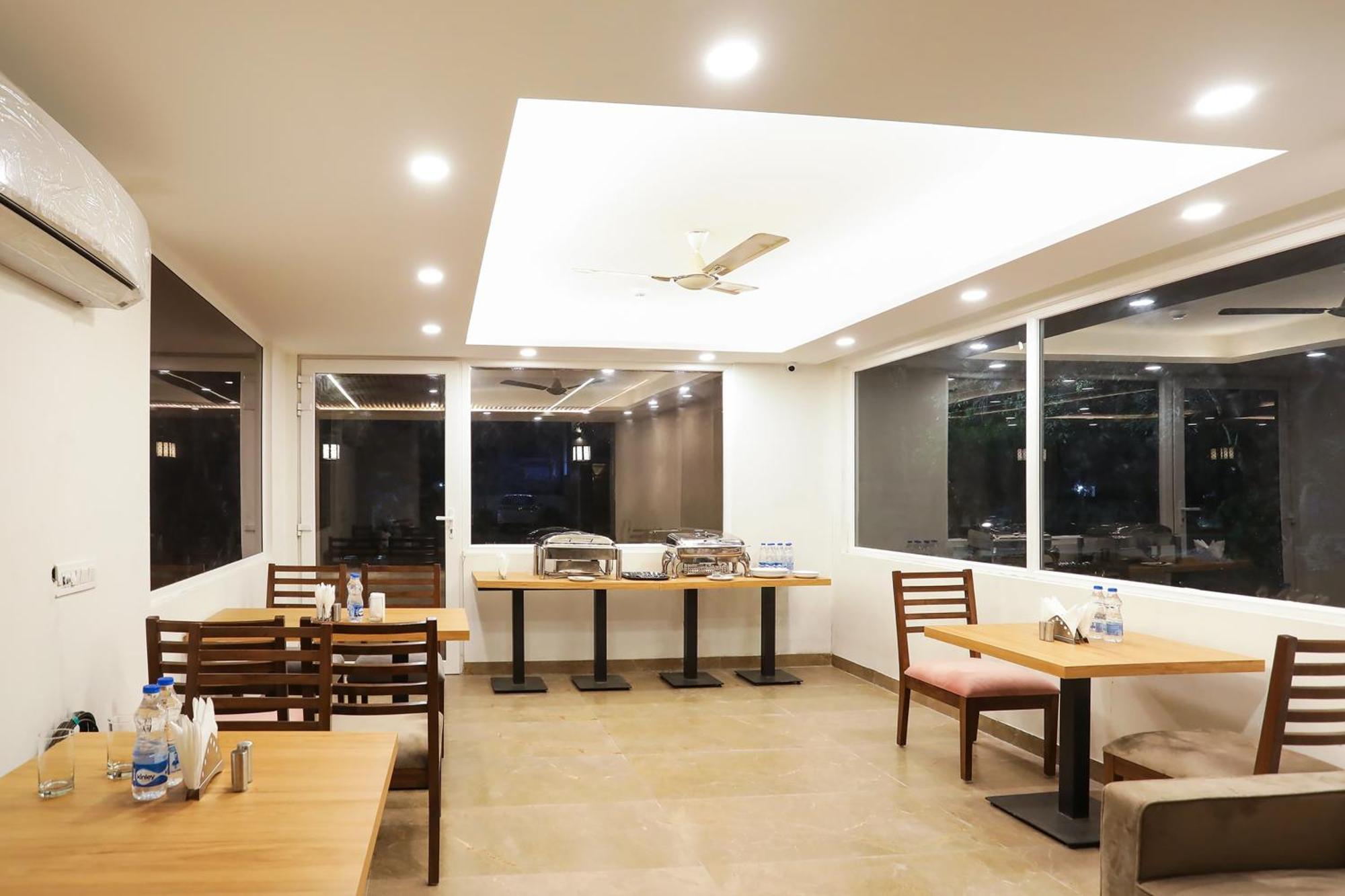 Super Townhouse Ma-32 4*
