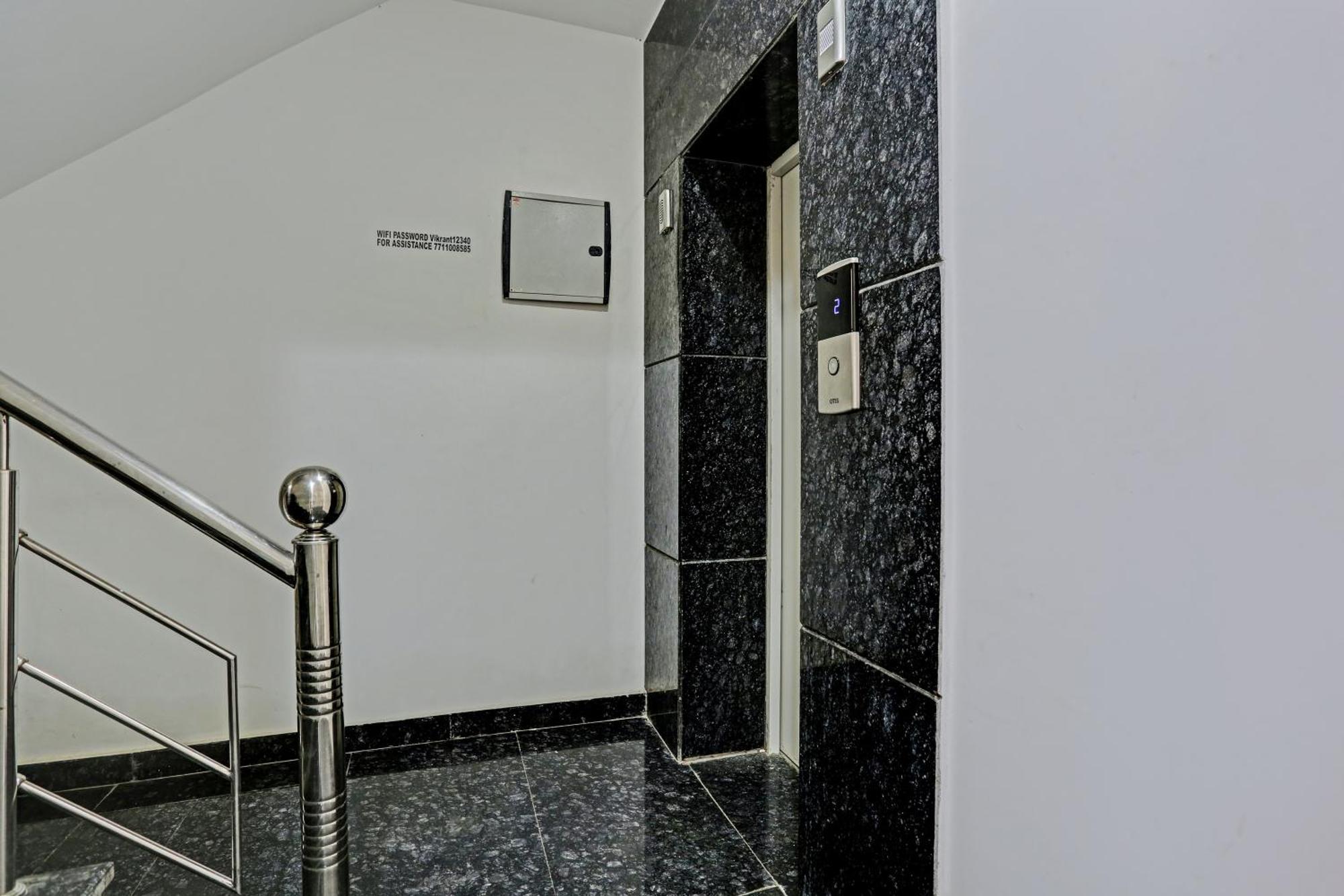 Hotel O Vikrant Residency 3*
