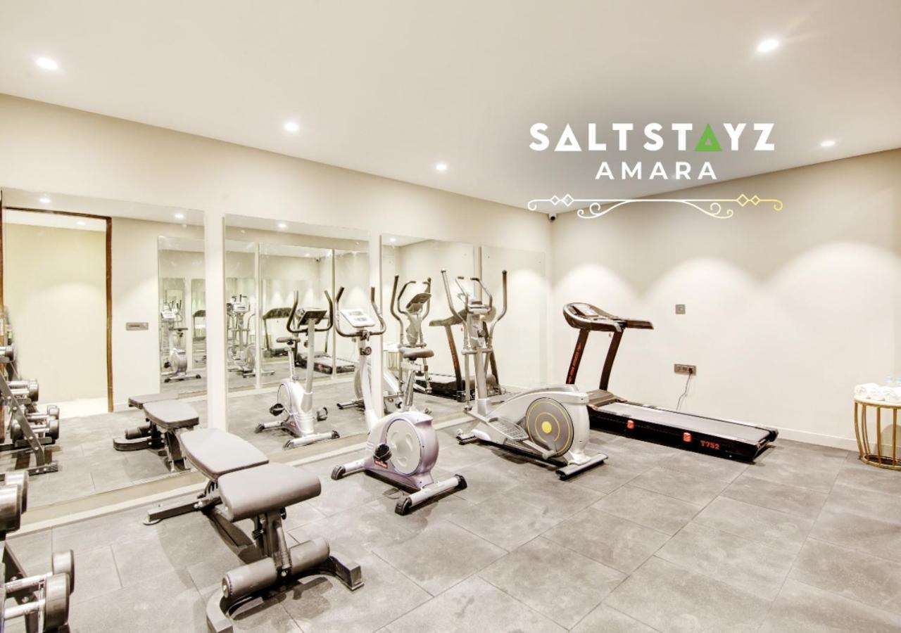 Saltstayz Premier - Galleria Market Road & Sector 27 Hotel