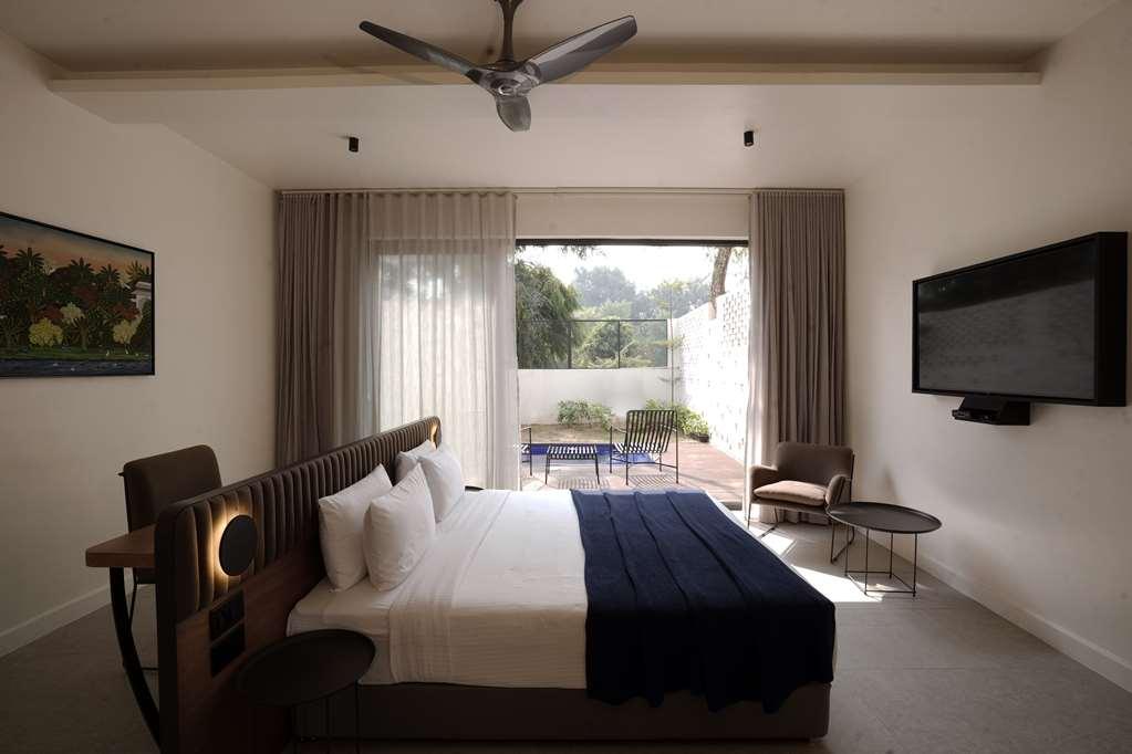 Western Country Club 4*