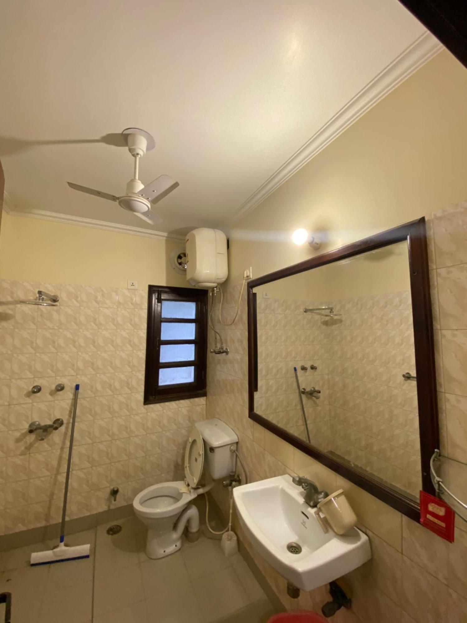 Homestay Twopassangers Gurgaon