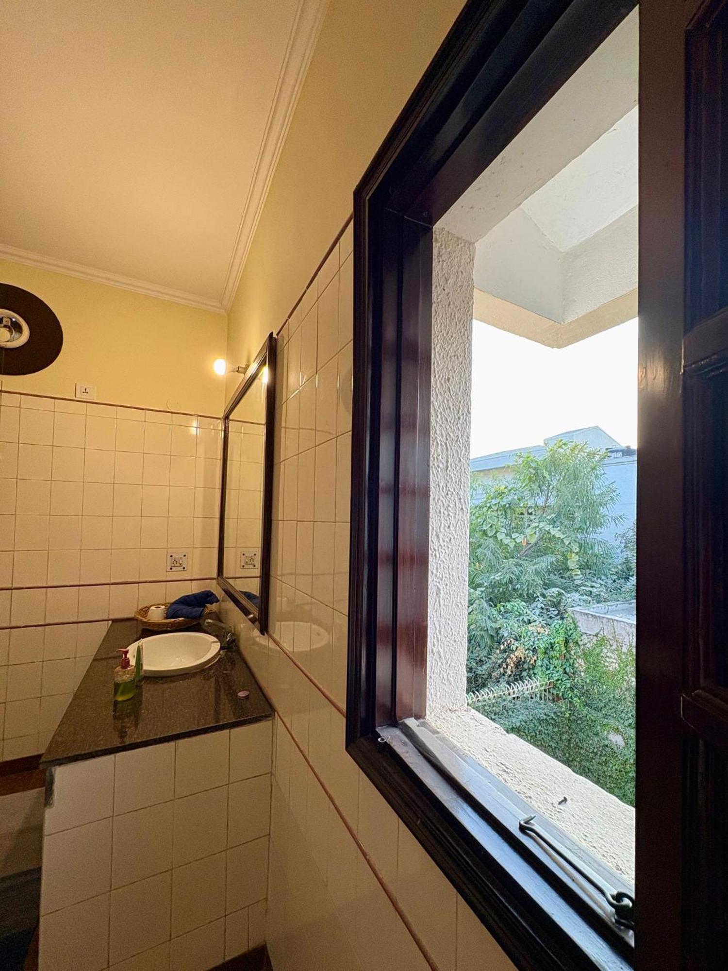 Homestay Twopassangers Gurgaon