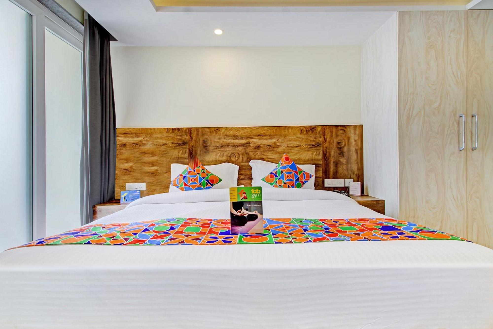 Fabhotel Soft Petals Gurgaon
