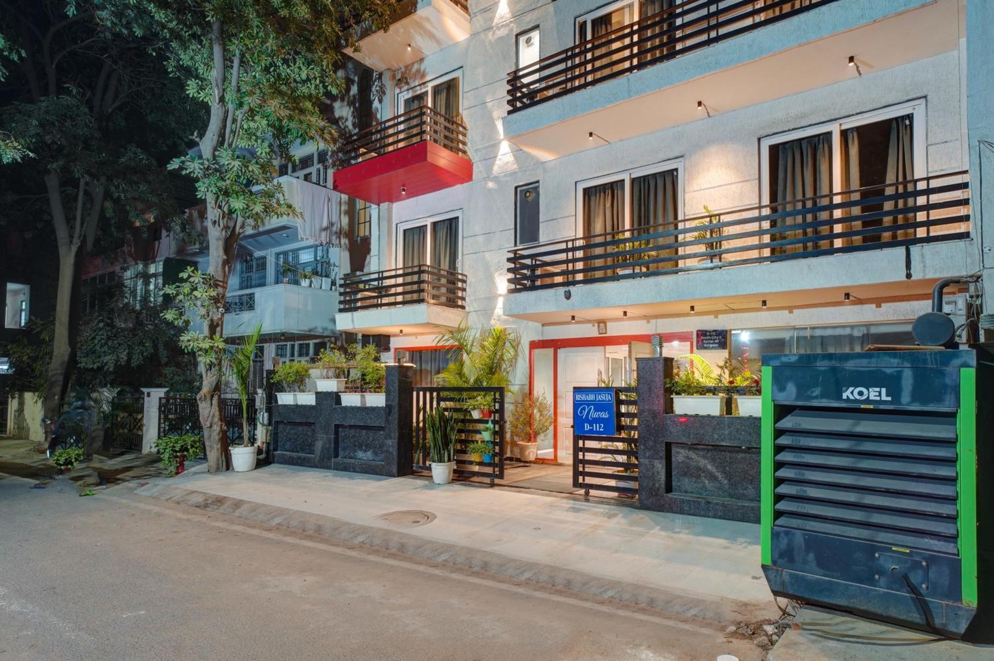 Guest house Rjk - Sohna Road & Spaze It Park *