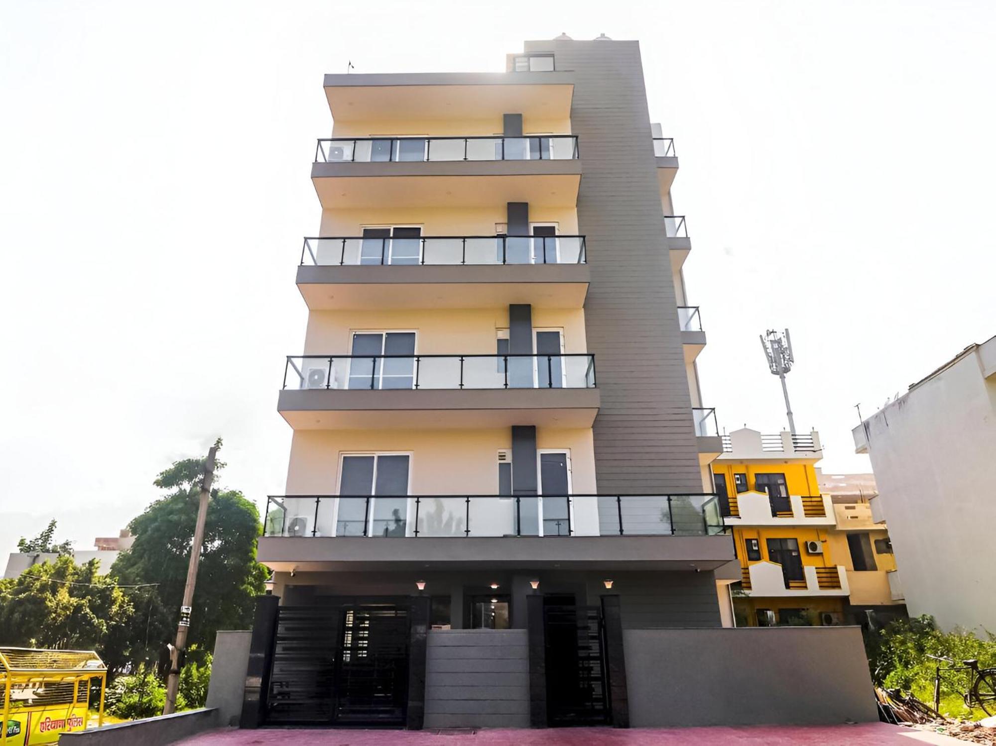 Infinity Hotel 4*