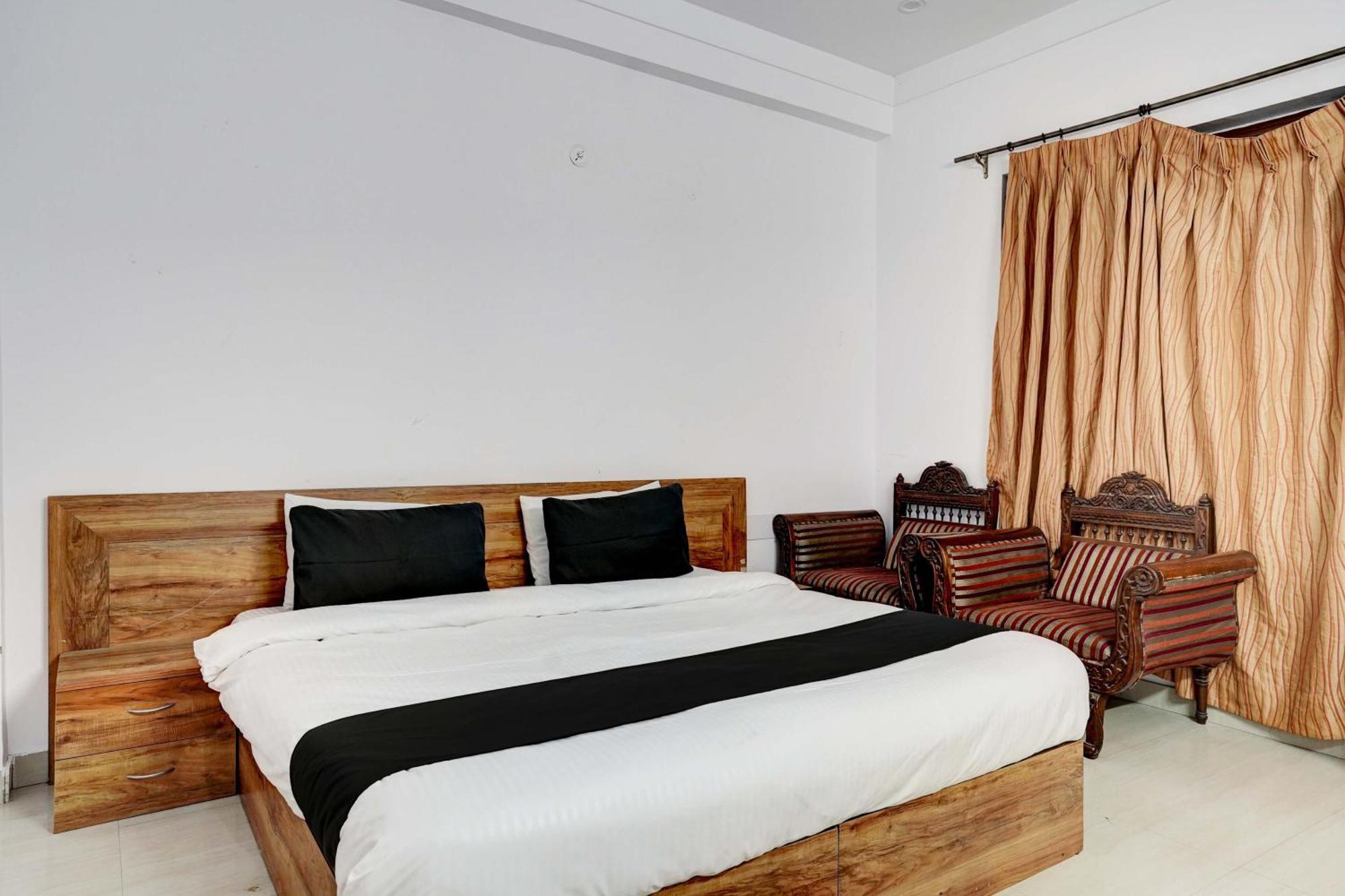 Collection O Aqua Gurgaon