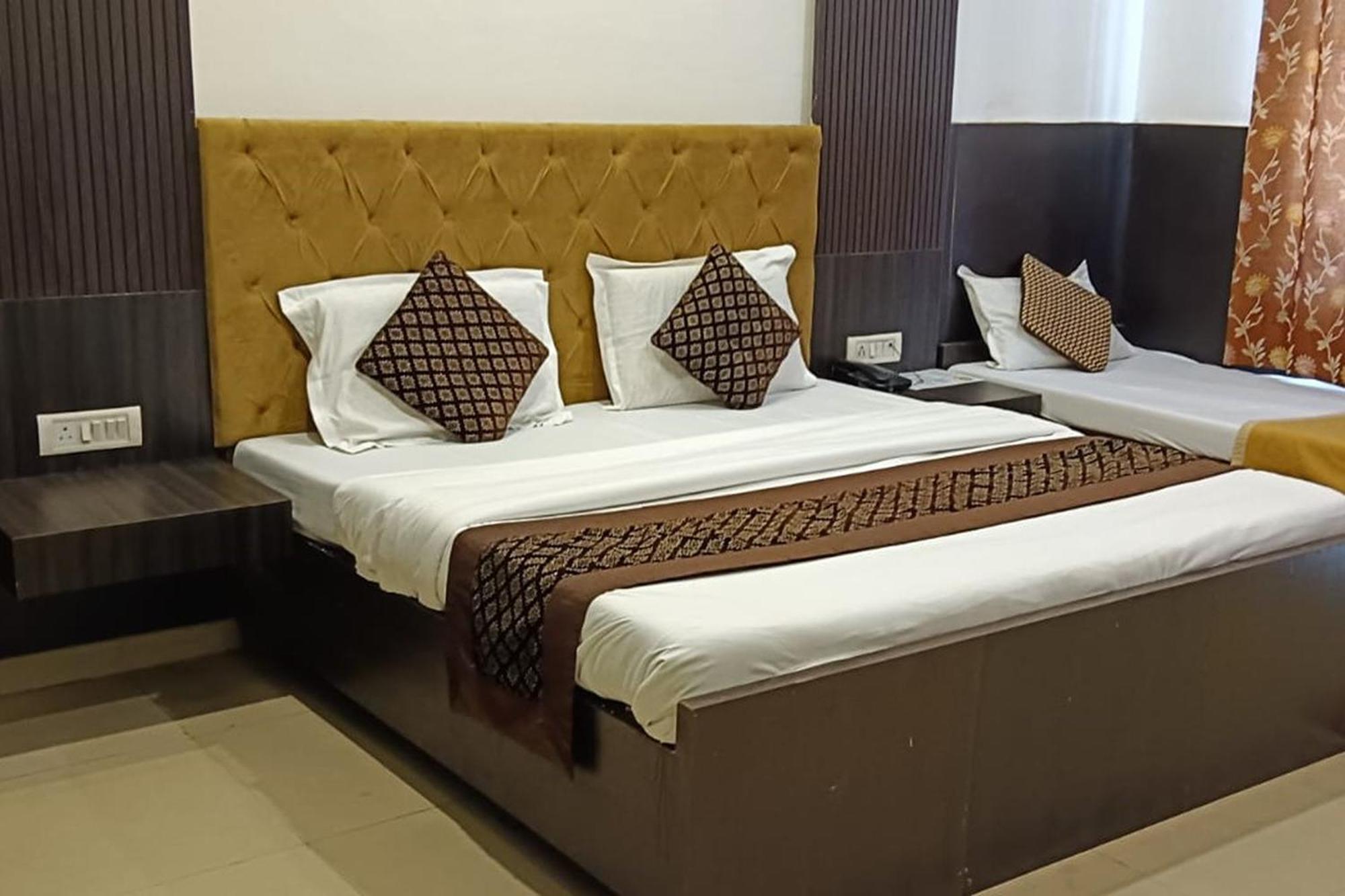 Shree Kanta Hotel Gurgaon
