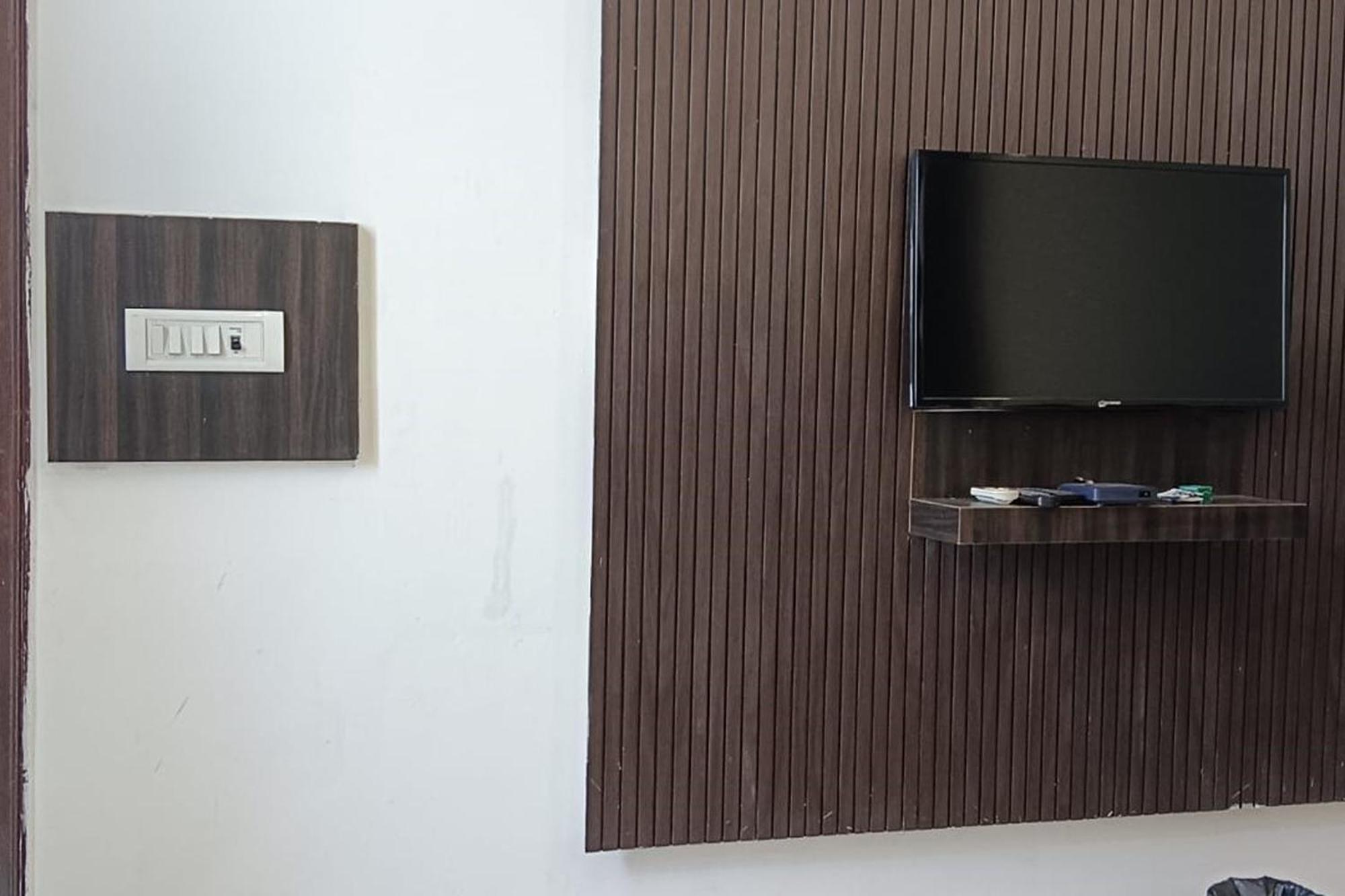 Shree Kanta Hotel 3*