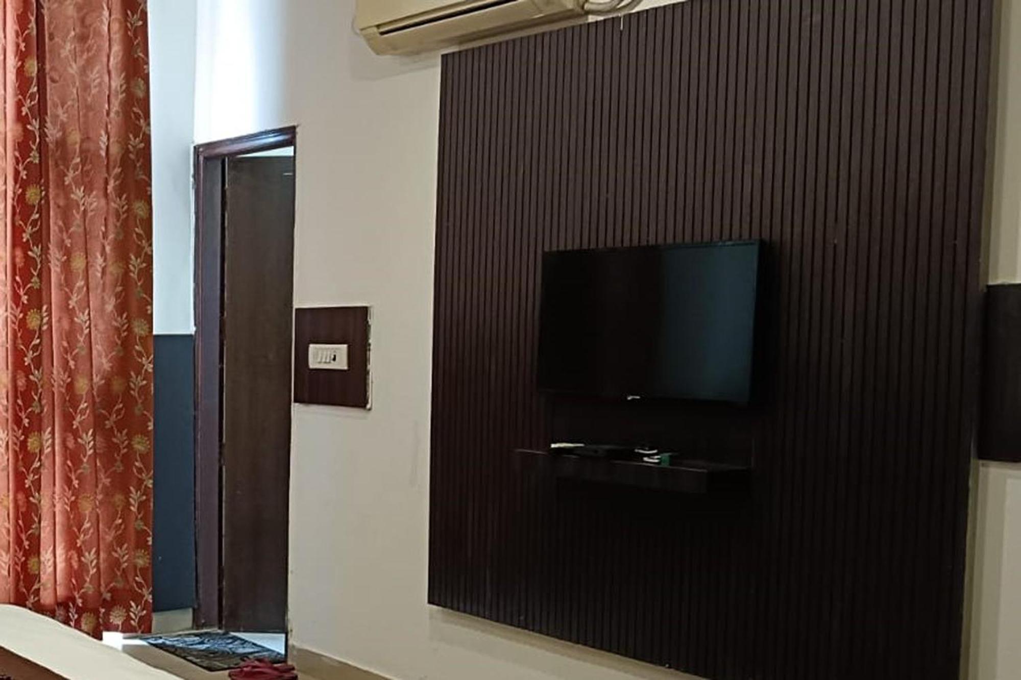 Shree Kanta Hotel