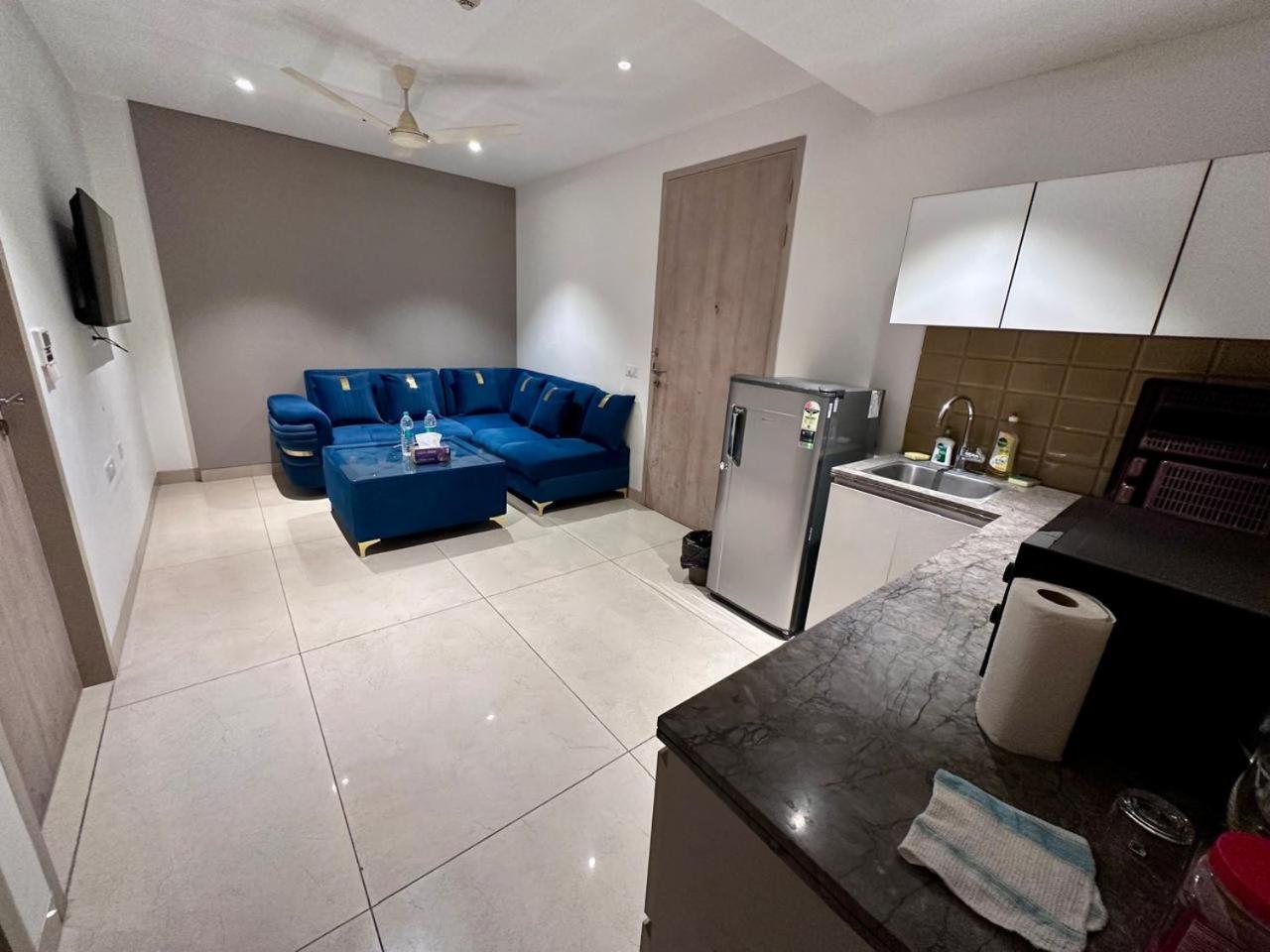 Luxe 2 Bhk With Stunning Views Apartment Gurgaon