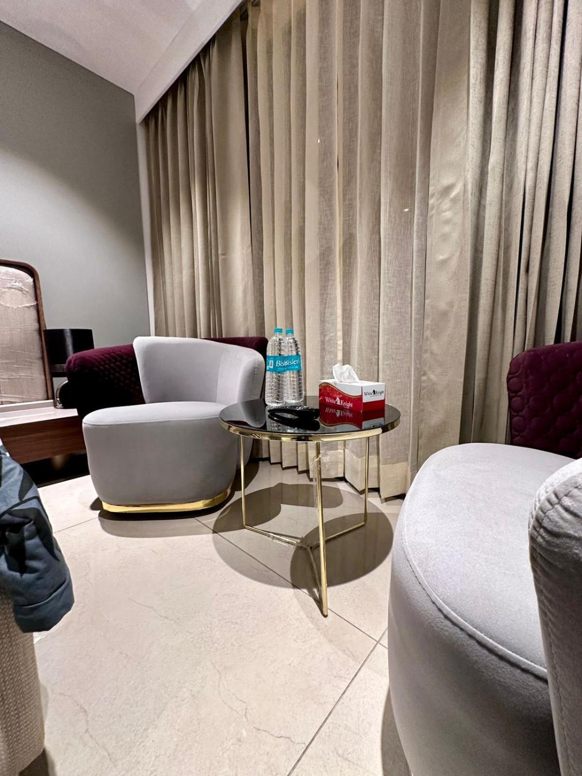 High Rise Brand New Turkish With Patio - 10th Floor Gurgaon