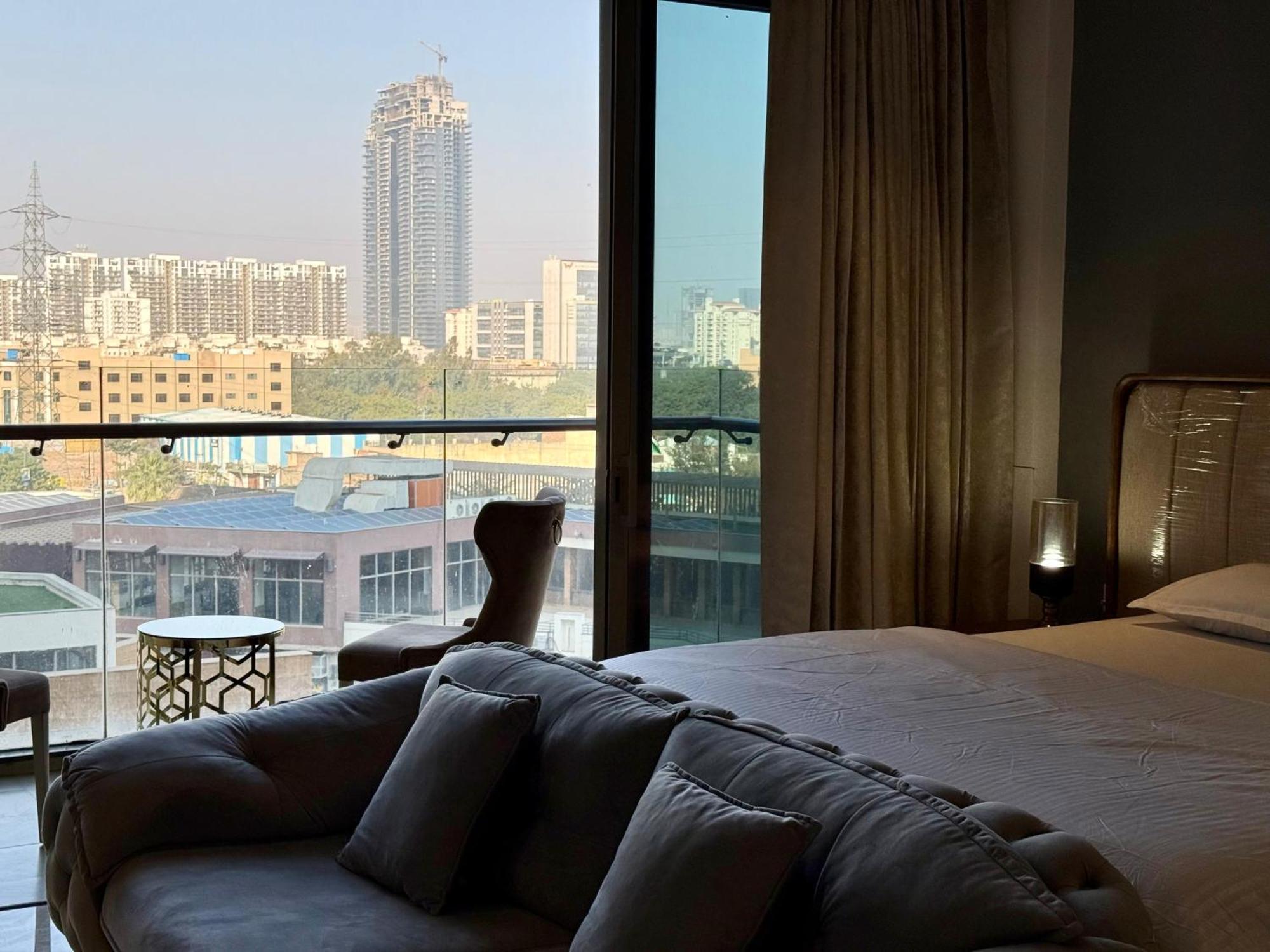 New Private Turkish Luxe Jacuzzi Apartment Gurgaon