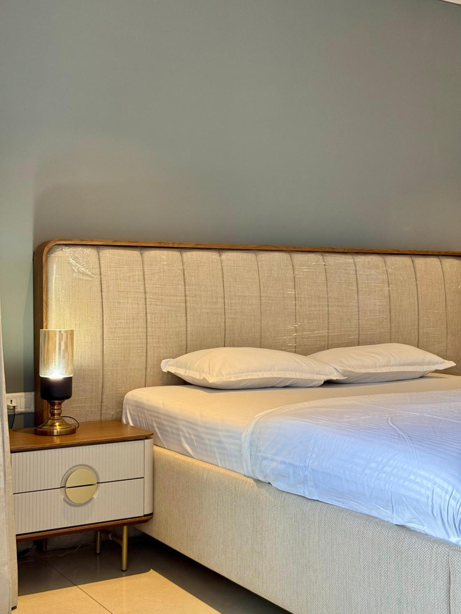 New Private Turkish Luxe Jacuzzi * Gurgaon