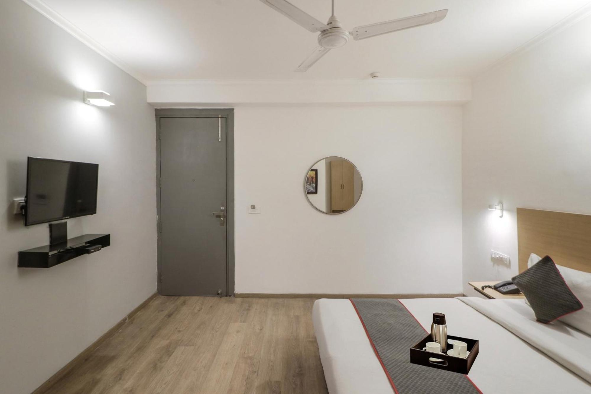 Townhouse Flora Lite 4* Gurgaon