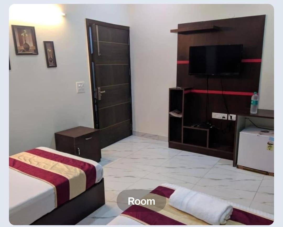O Vikrant Residency Hotel Gurgaon