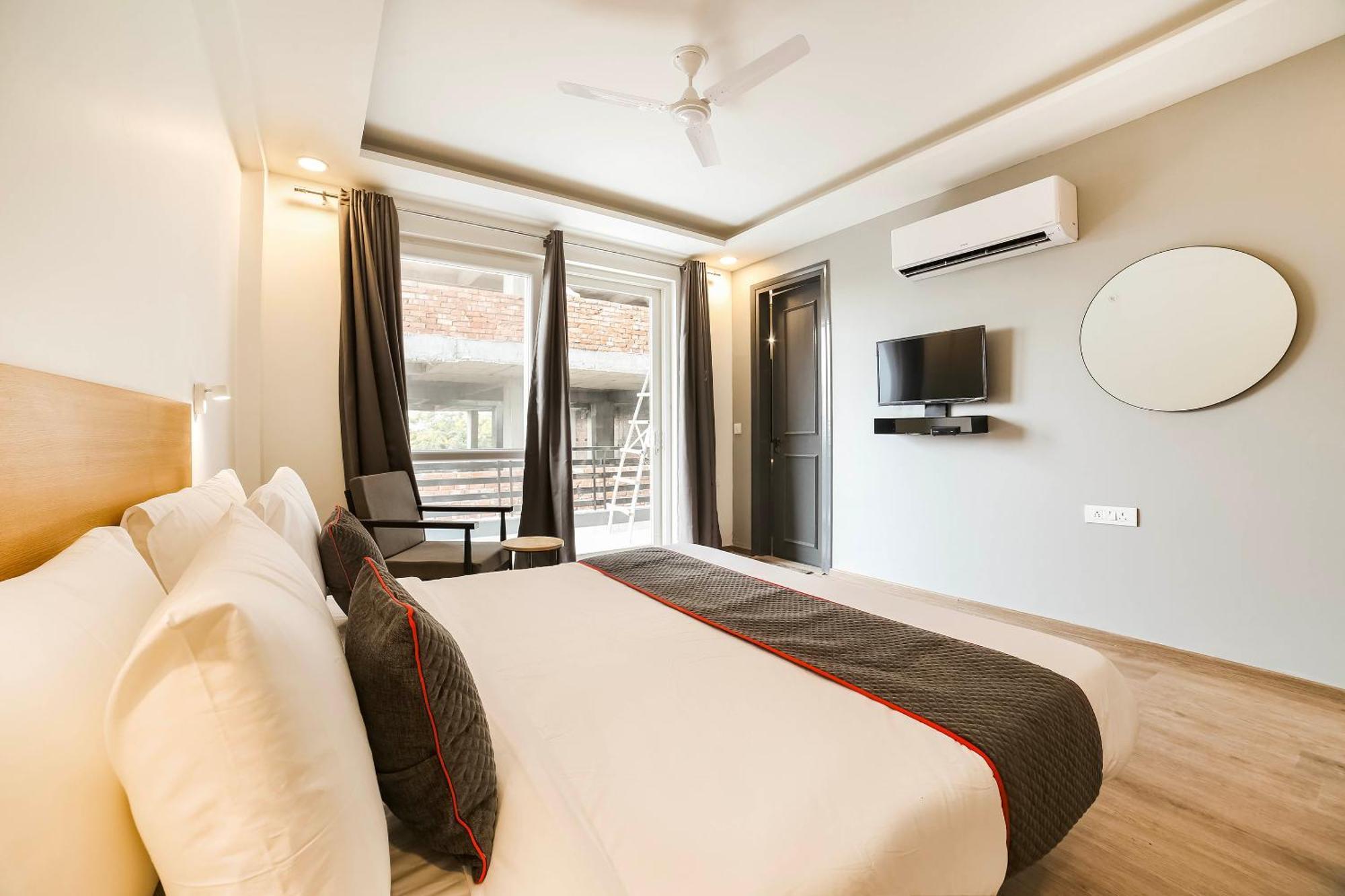 Super Townhouse Sector 46 Near Appu Ghar 4* Gurgaon
