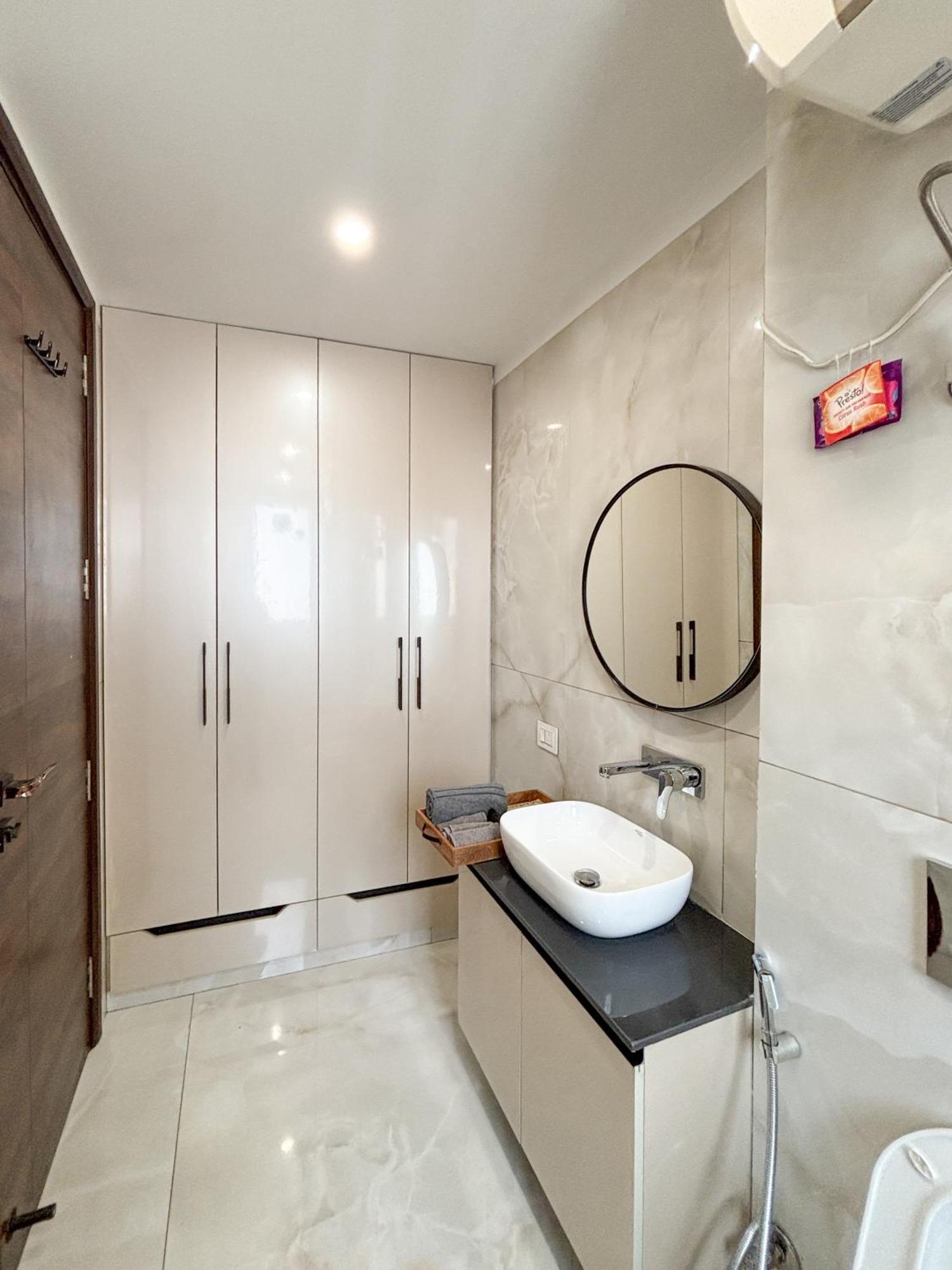 Hotel Housr Homes 43 *