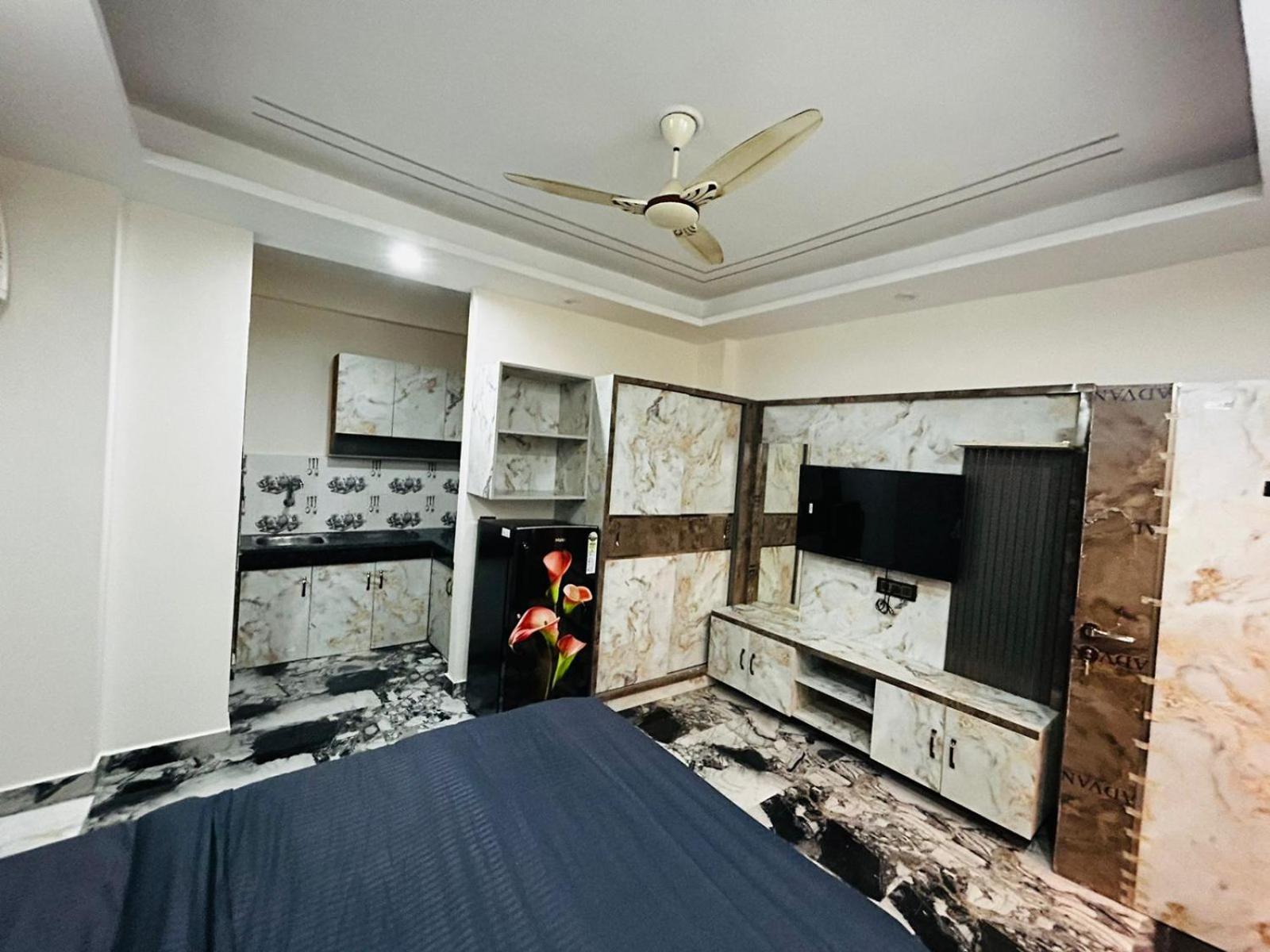 Vibe Communal Living Guest house Gurgaon