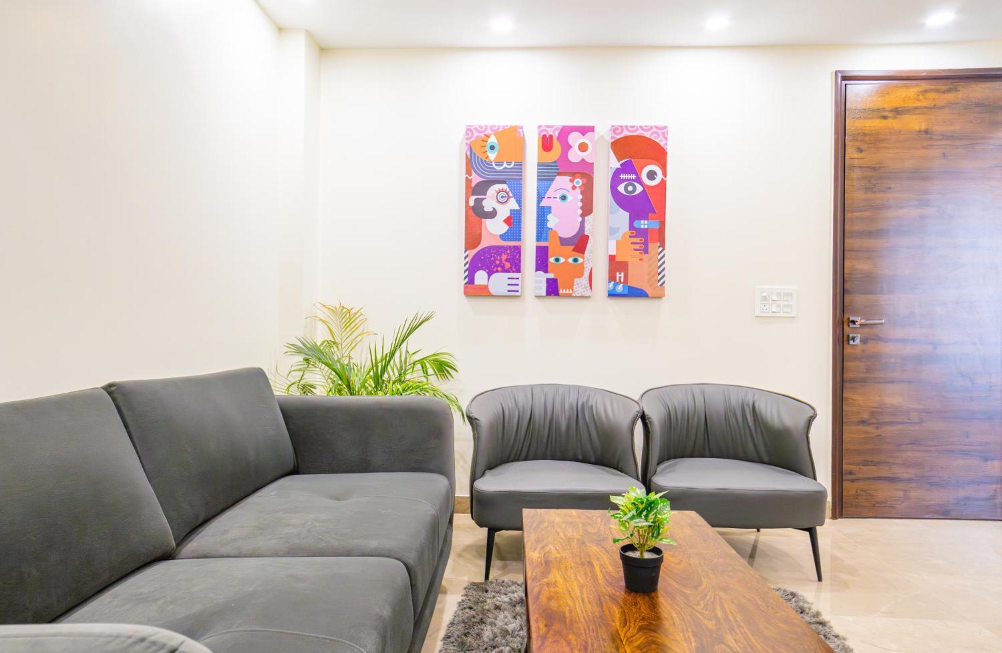 Housr Homes 43 *