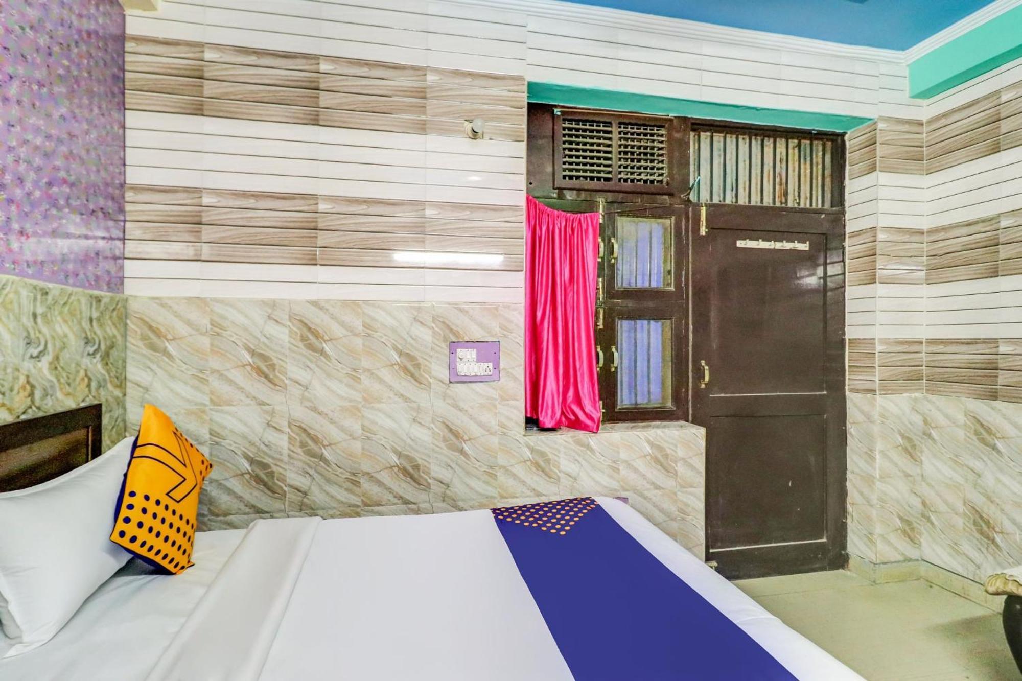 Hotel Spot On Maa Gyatri Gurgaon